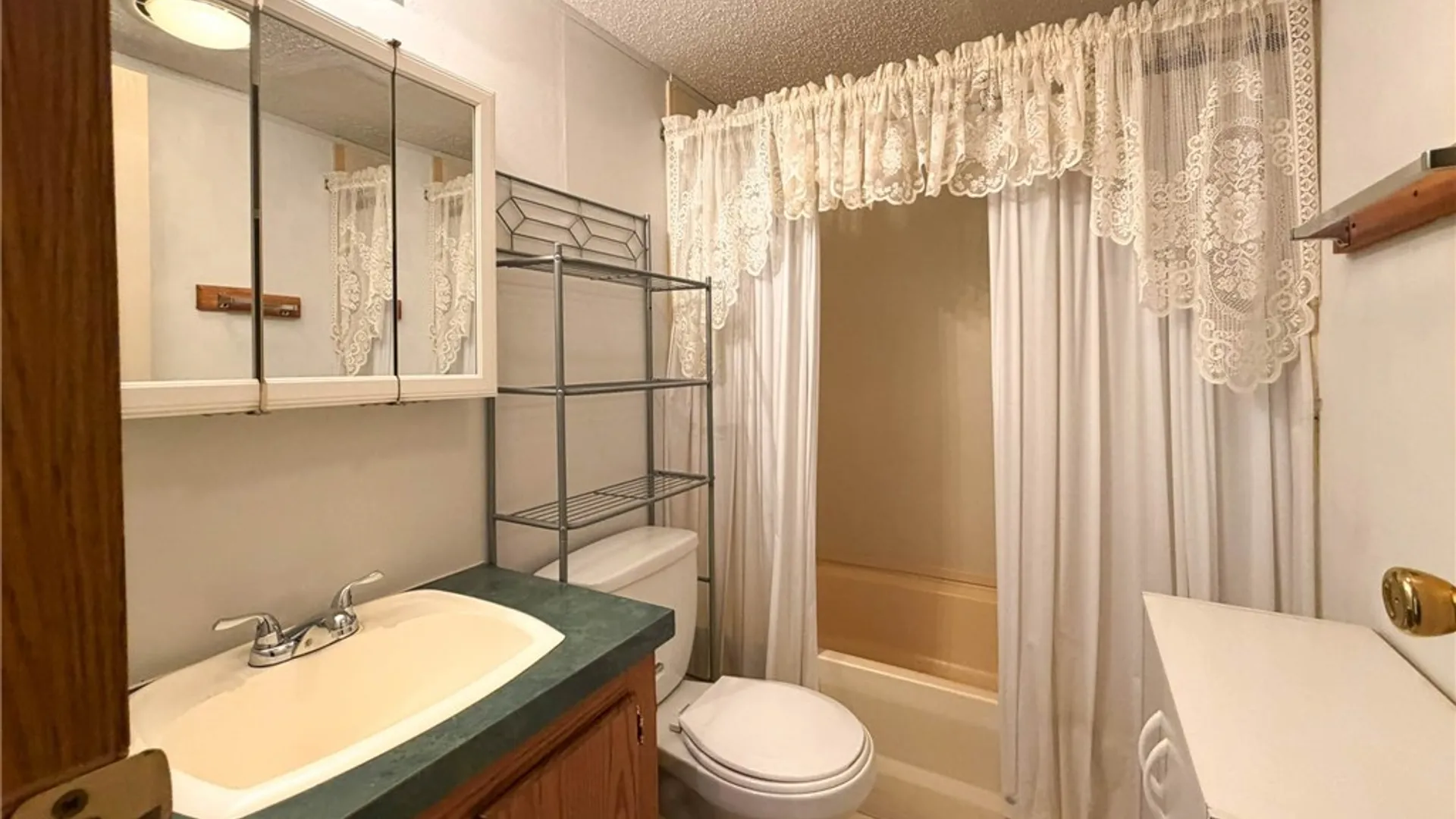 Property at 38 Pine Circle, Paris, NY 13456 22