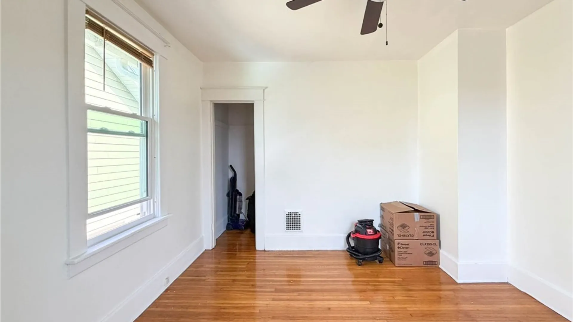 Property at 19 Rose Place, Utica, NY 13502 26