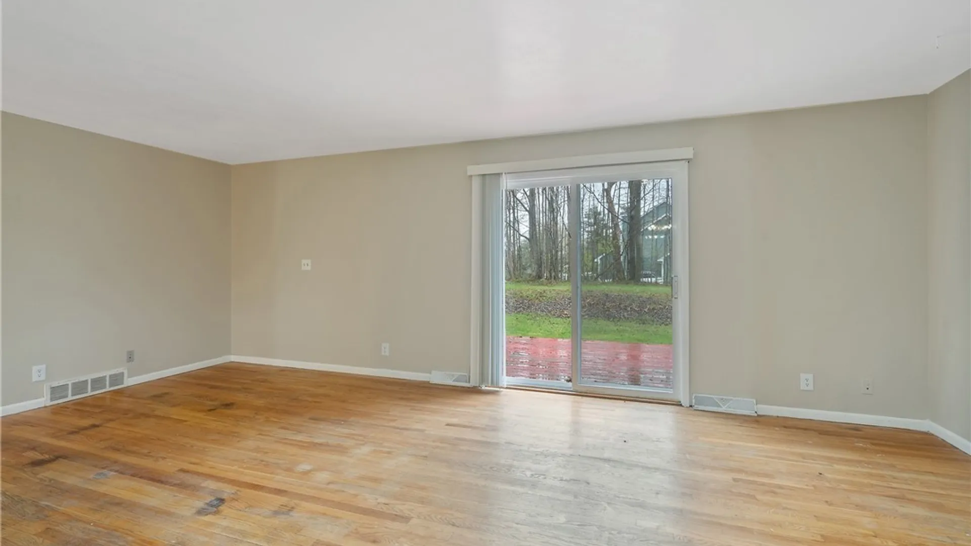 Property at 4662 Cleveland Road, Onondaga, NY 13215 5
