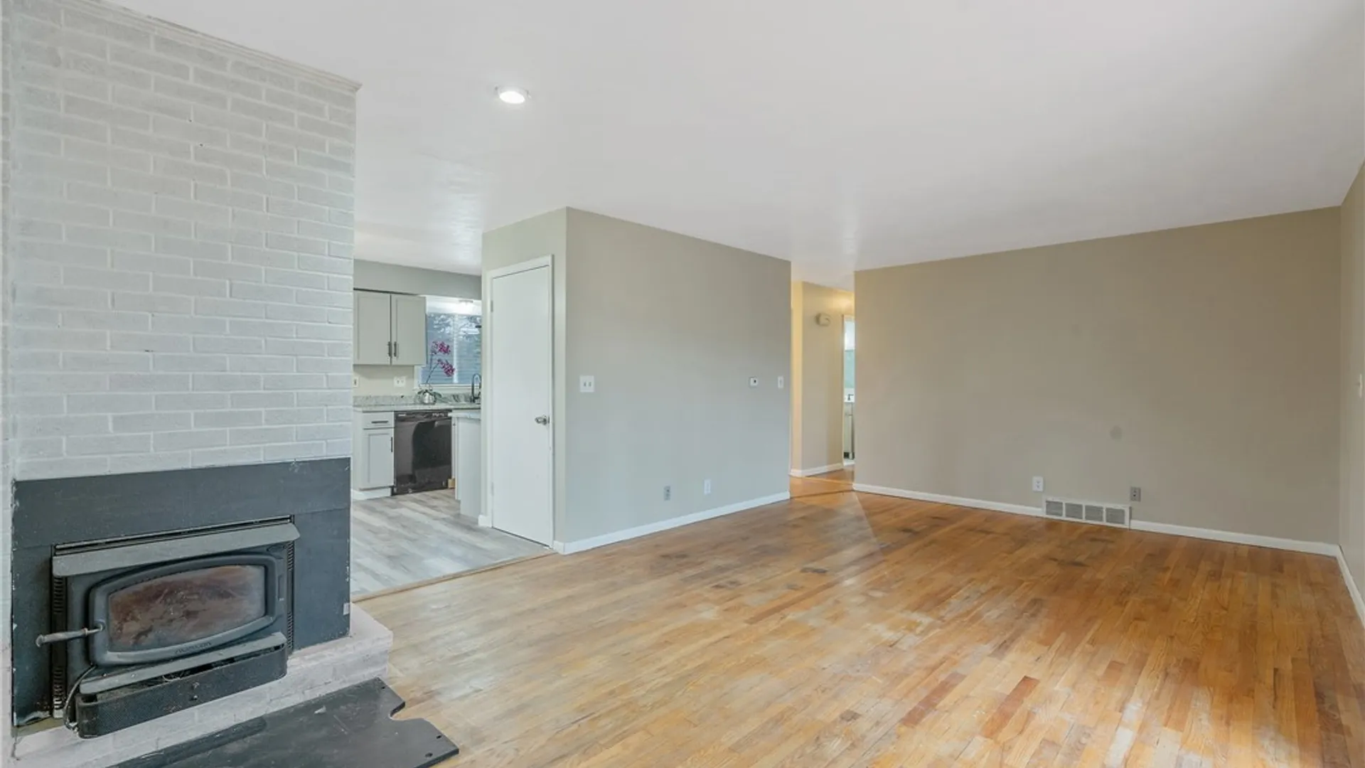 Property at 4662 Cleveland Road, Onondaga, NY 13215 6