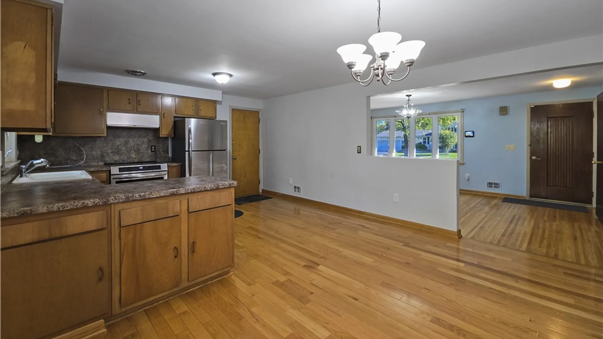 Property at 61 Debby Lane, Gates, NY 14606 15