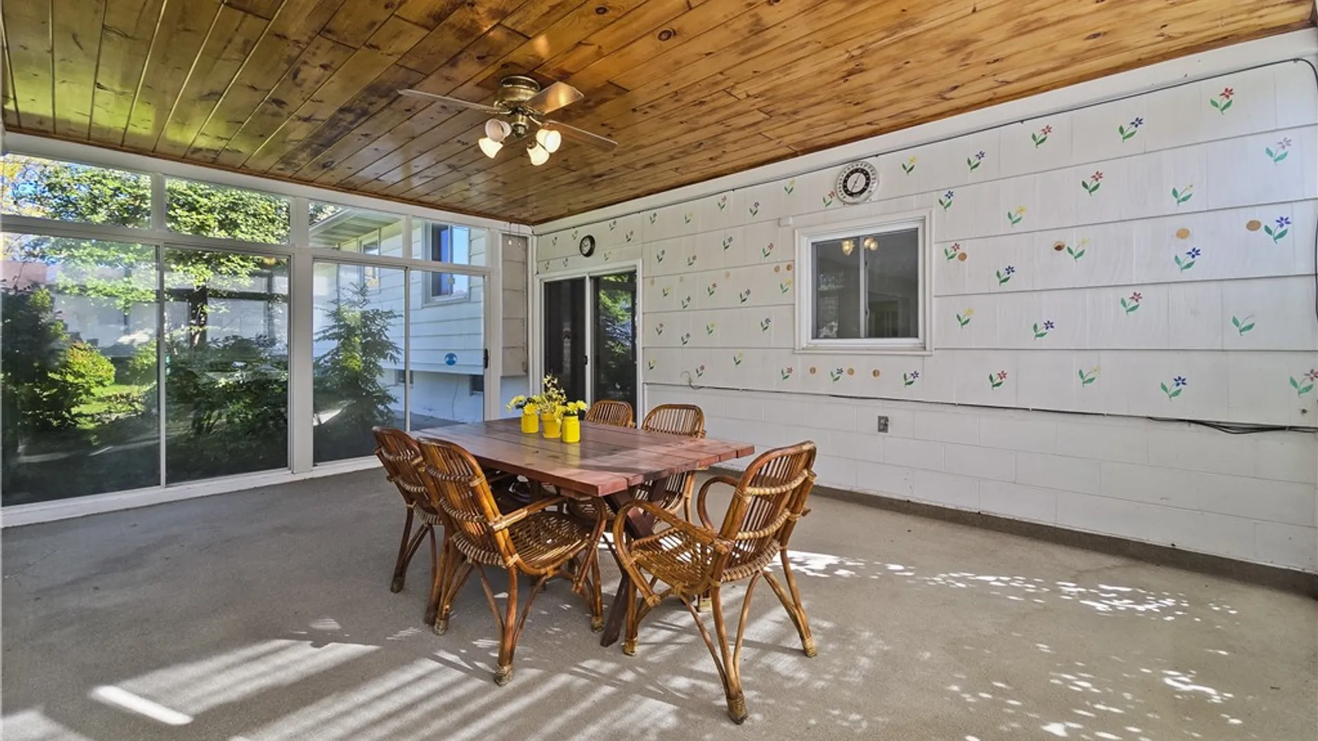 Property at 61 Debby Lane, Gates, NY 14606 22