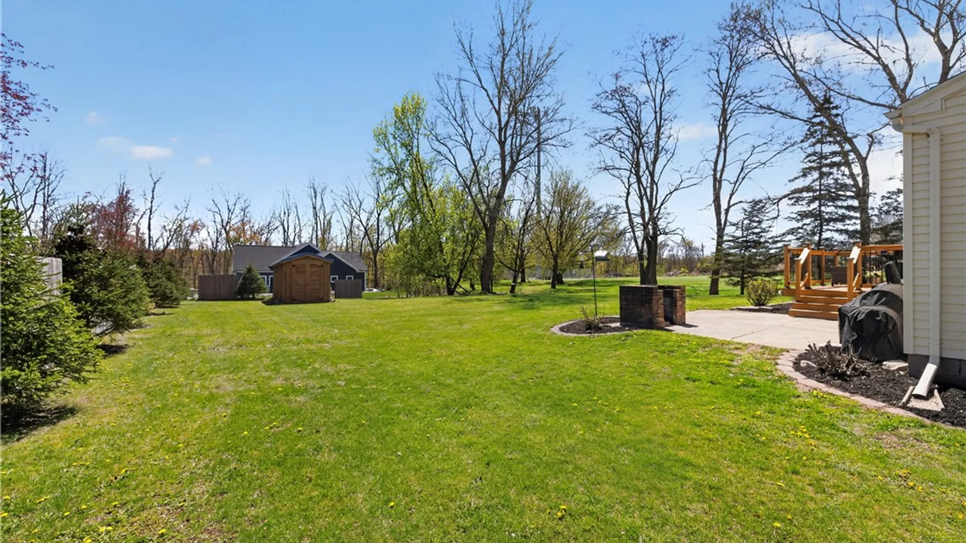 Property at 725 Macedon Center Road, Perinton, NY 14450 35