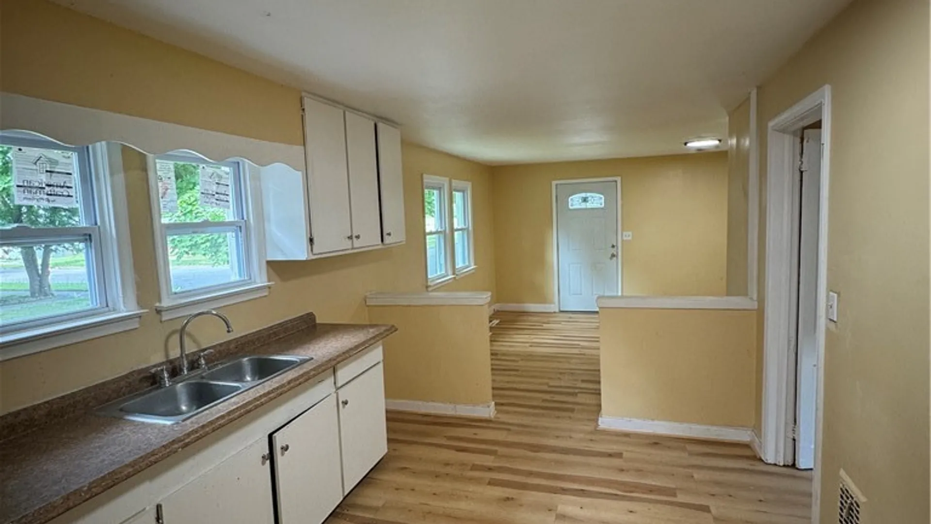 Property at 360 38th Street, Niagara Falls, NY 14303 8