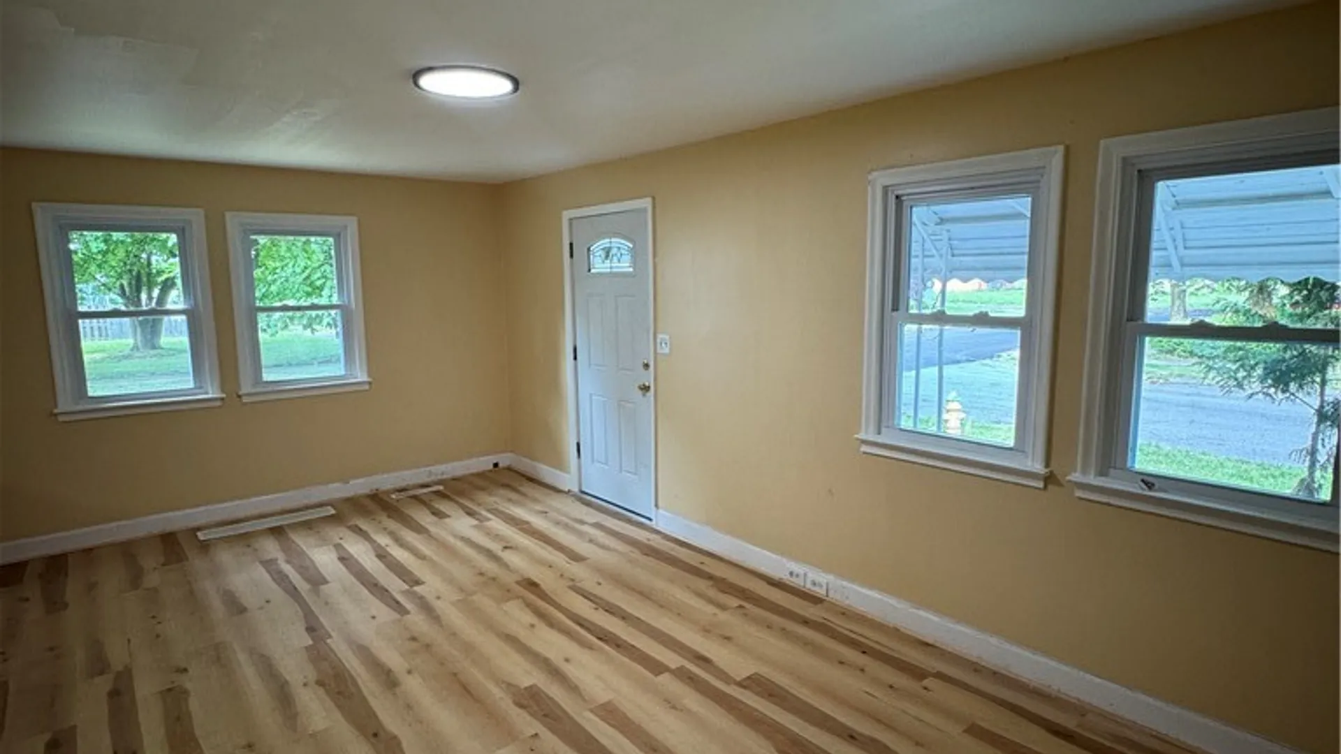 Property at 360 38th Street, Niagara Falls, NY 14303 9