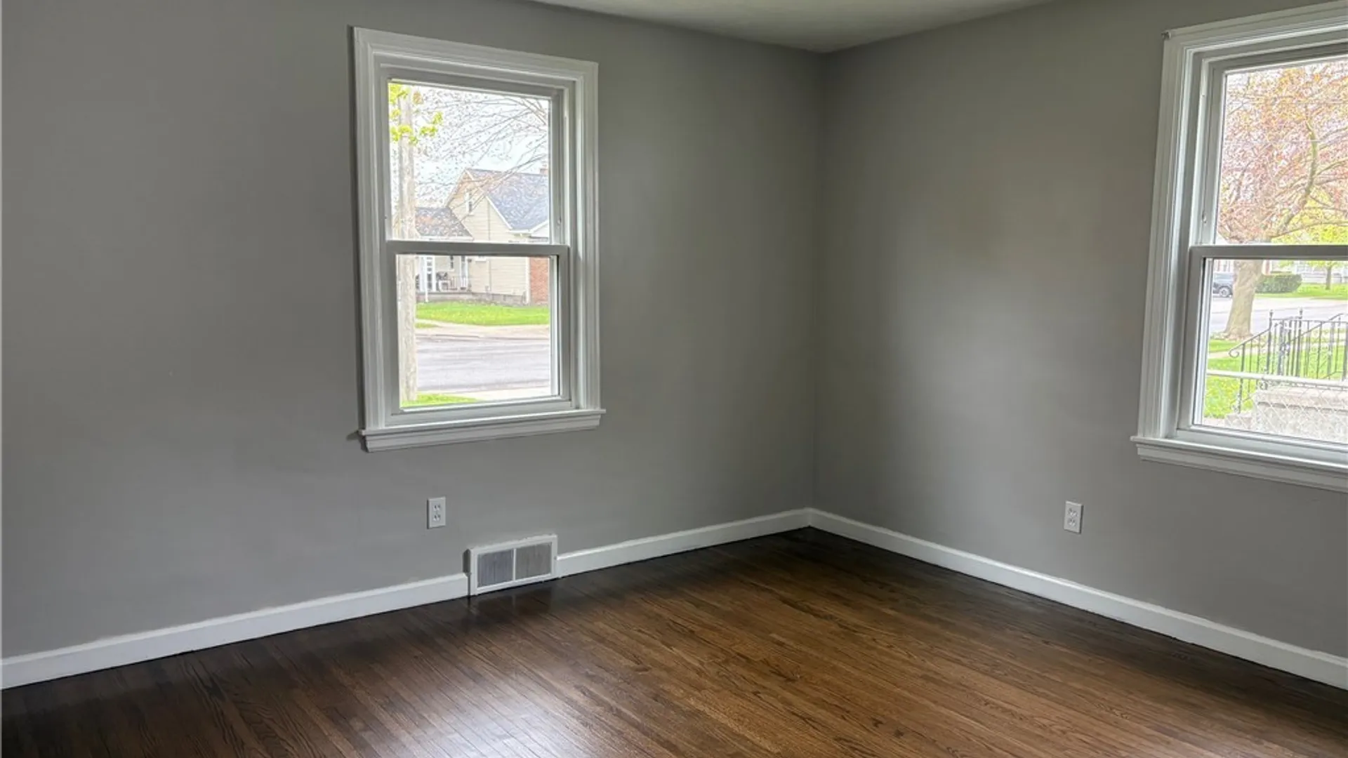 Property at 316 Walck Road, North Tonawanda, NY 14120 10