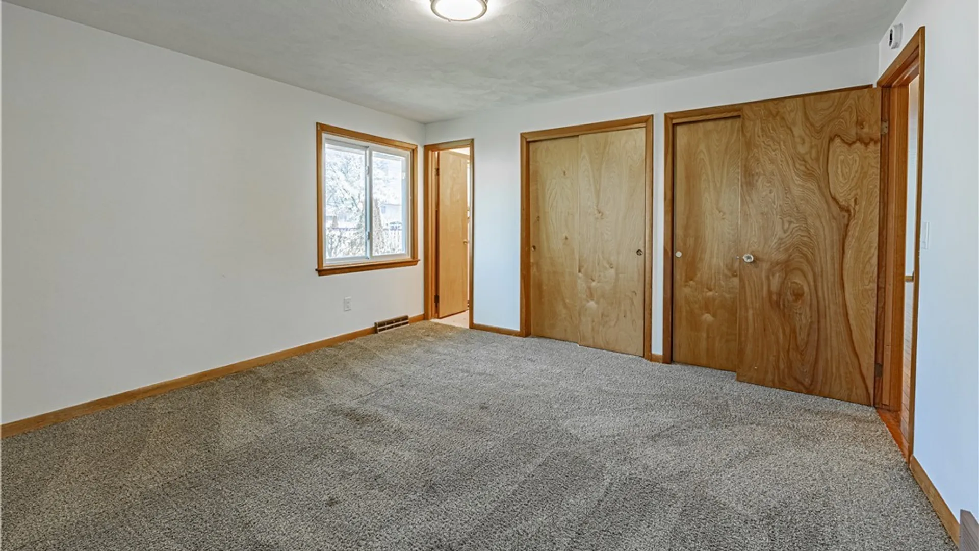 Property at 23 Vermont Avenue, Lockport City, NY 14094 17
