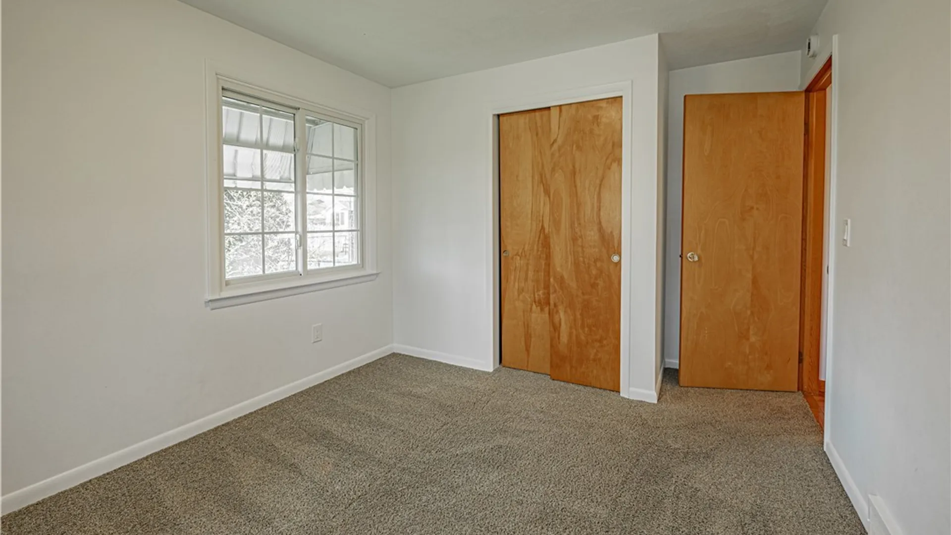 Property at 23 Vermont Avenue, Lockport City, NY 14094 23