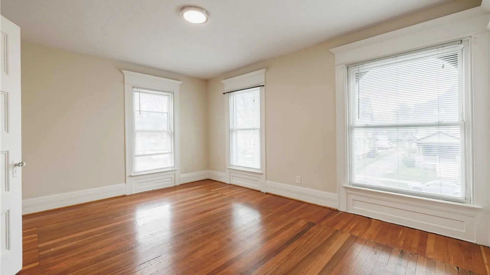 Property at 30 Strathallan Park, Rochester, NY 14607 10