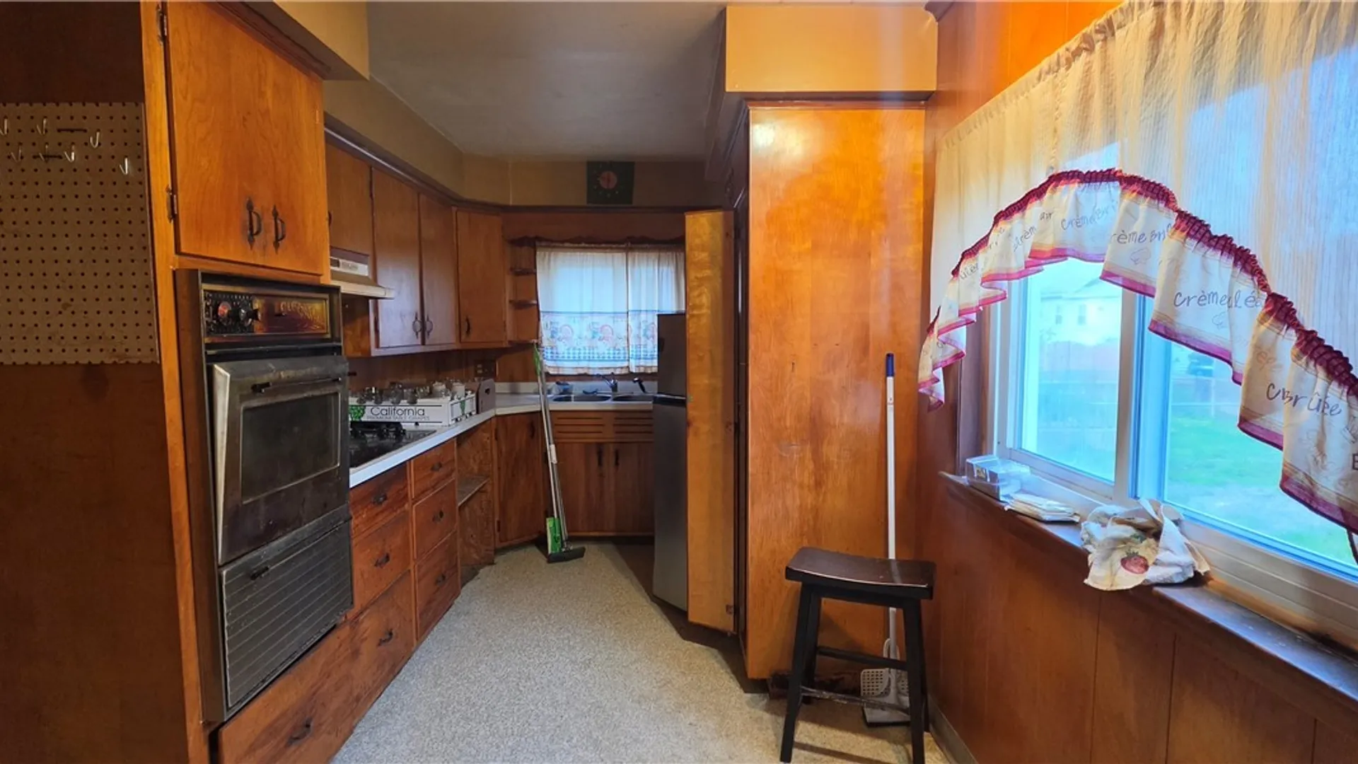 Property at 474 Hawley Street, Lockport City, NY 14094 6
