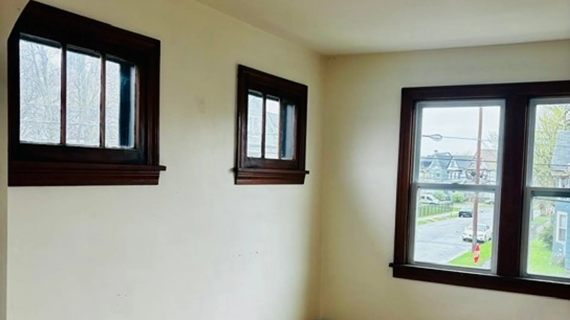 Property at 66 California Street, Buffalo, NY 14213 10