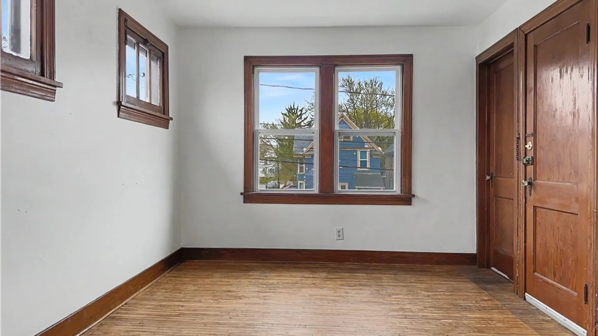 Property at 66 California Street, Buffalo, NY 14213 9