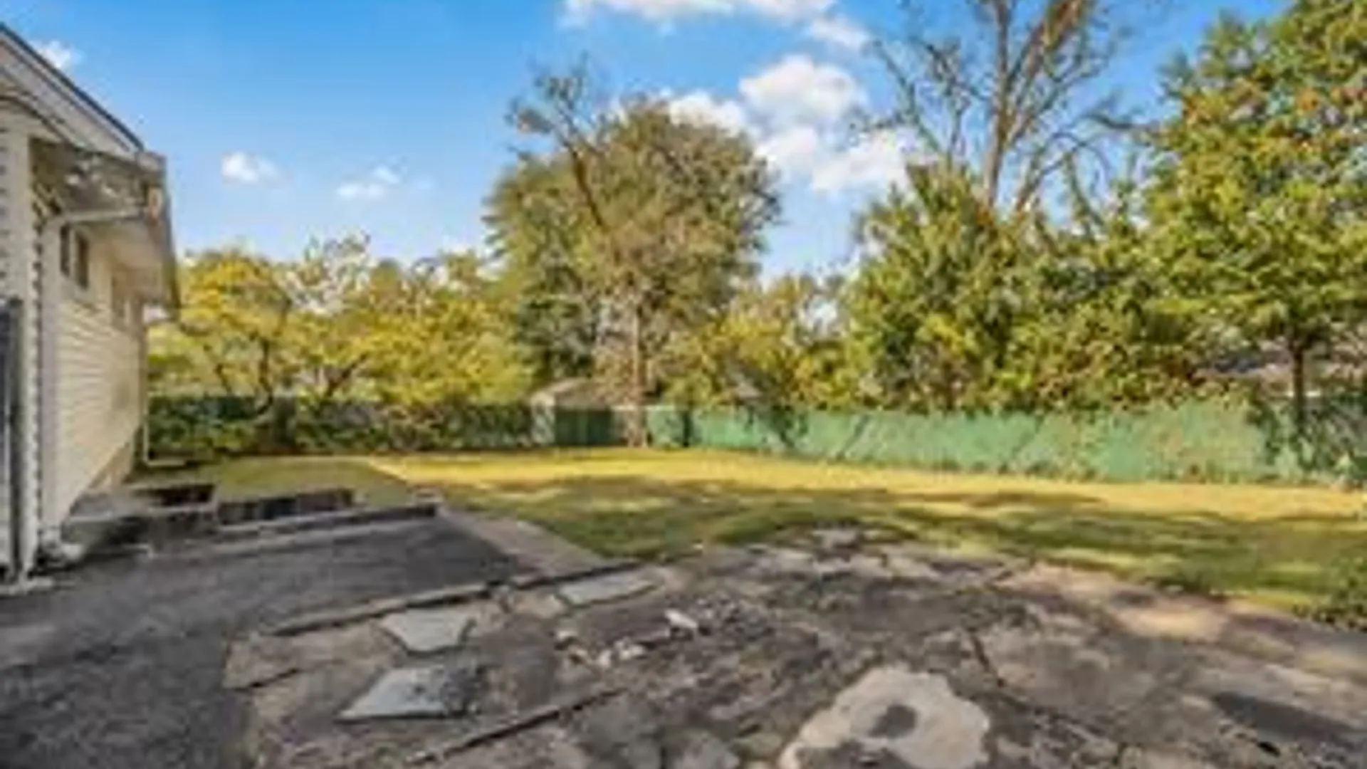Property at 117 Mountaindale Rd, Yonkers, NY 10710 4