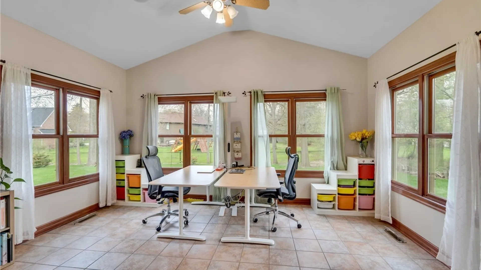 Property at 40 Regents Park, Amherst, NY 14051 15