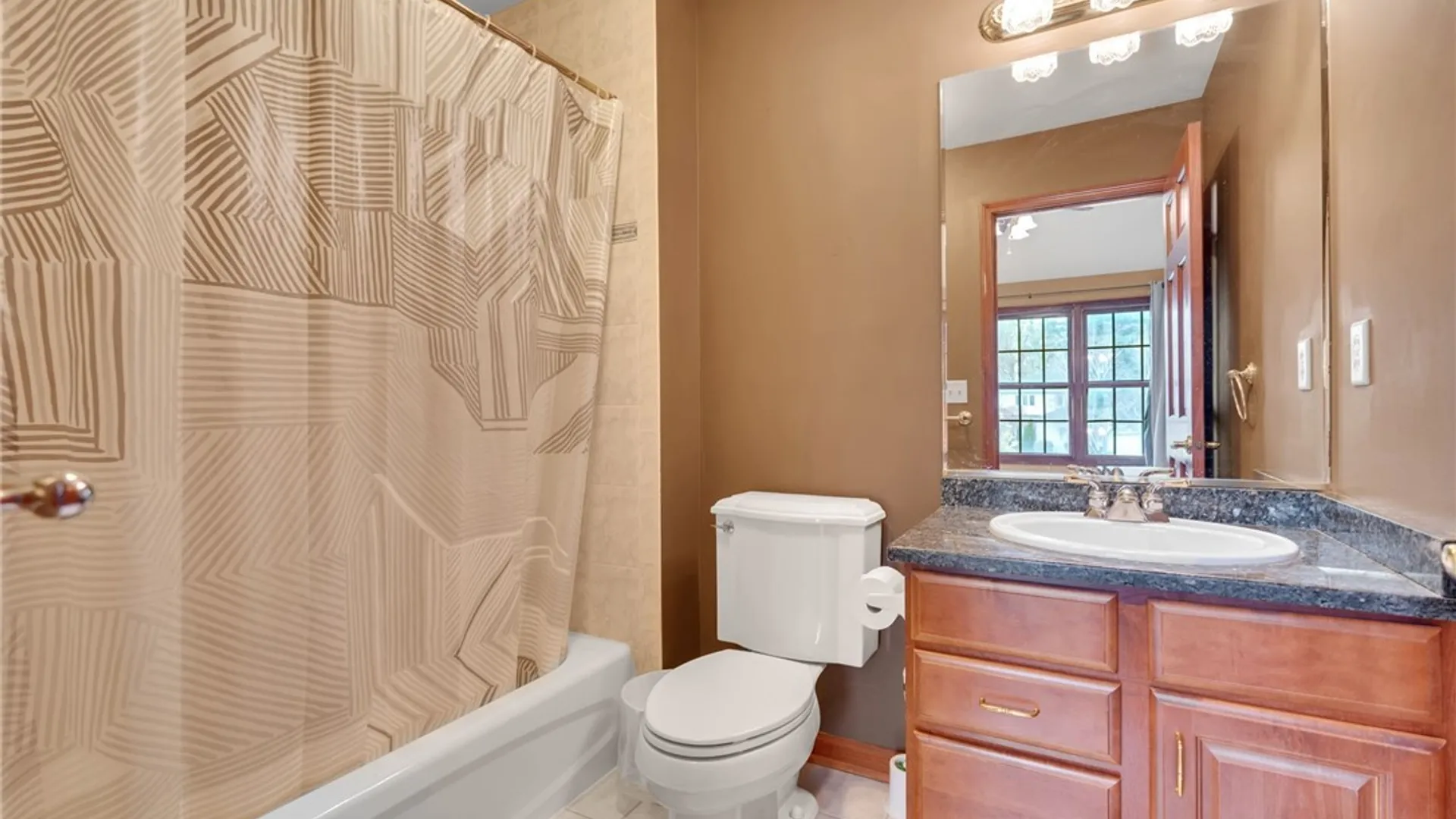 Property at 40 Regents Park, Amherst, NY 14051 20