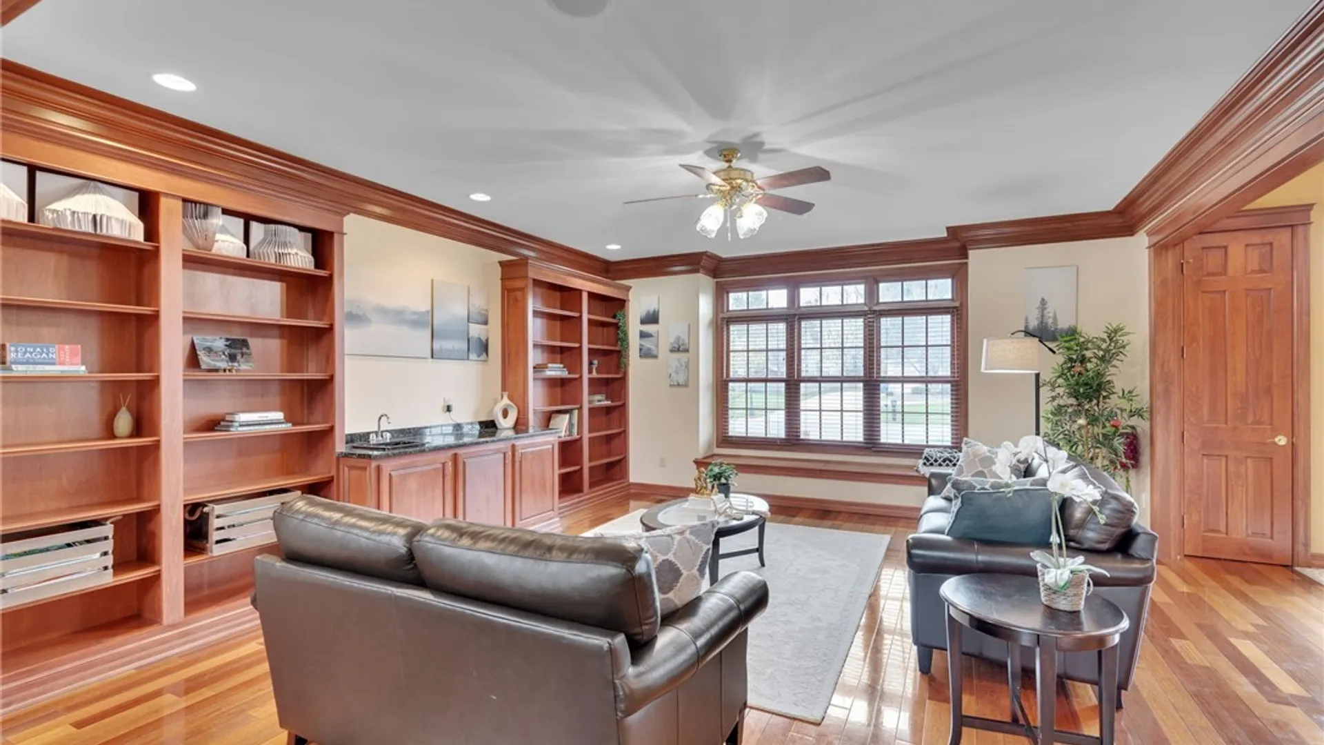 Property at 40 Regents Park, Amherst, NY 14051 3