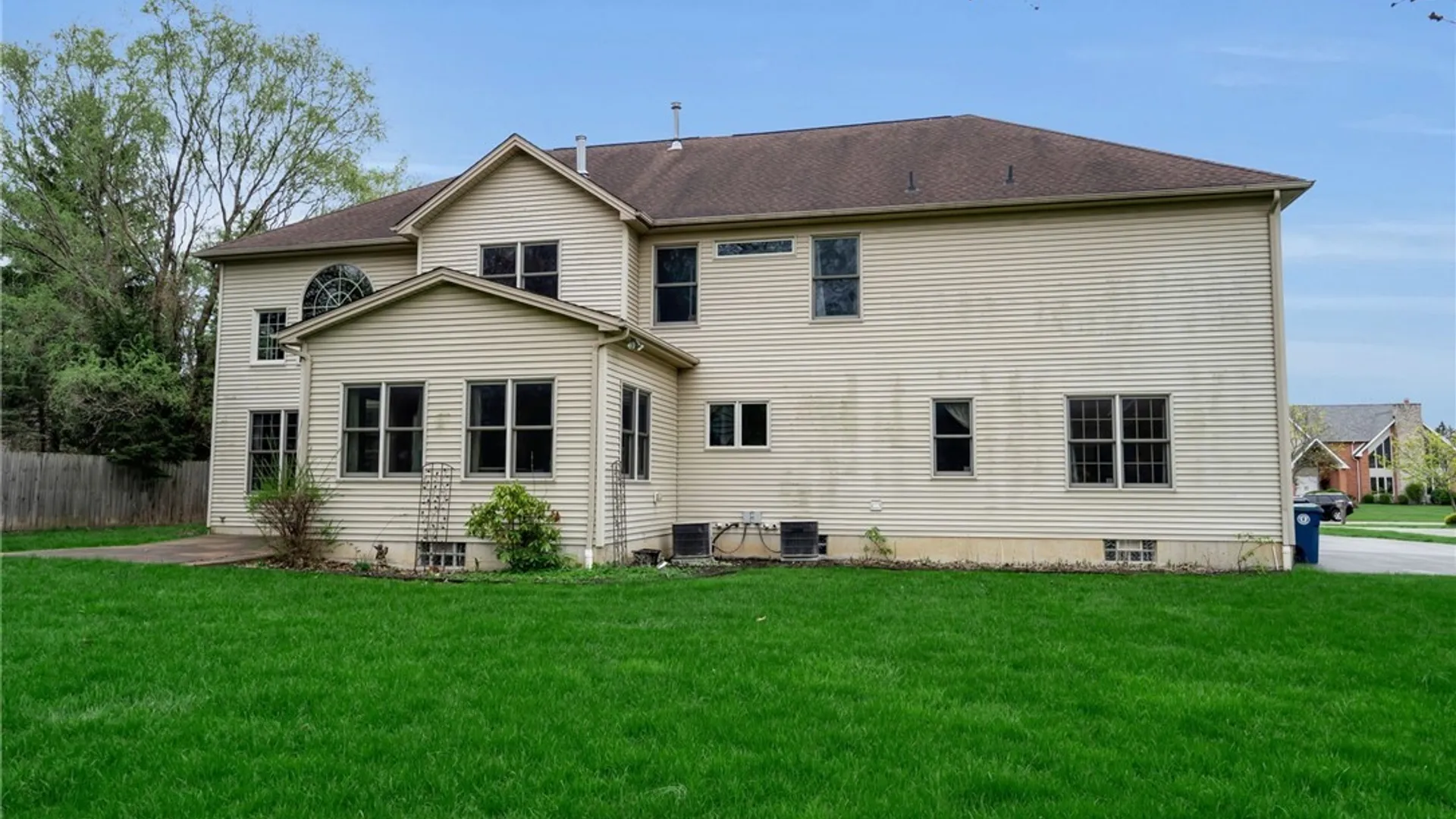 Property at 40 Regents Park, Amherst, NY 14051 31