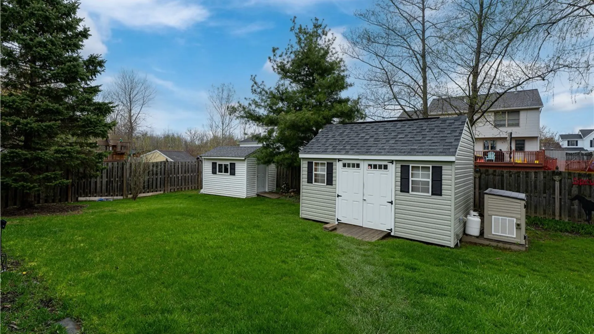 Property at 51 Country Place, Lancaster, NY 14086 39