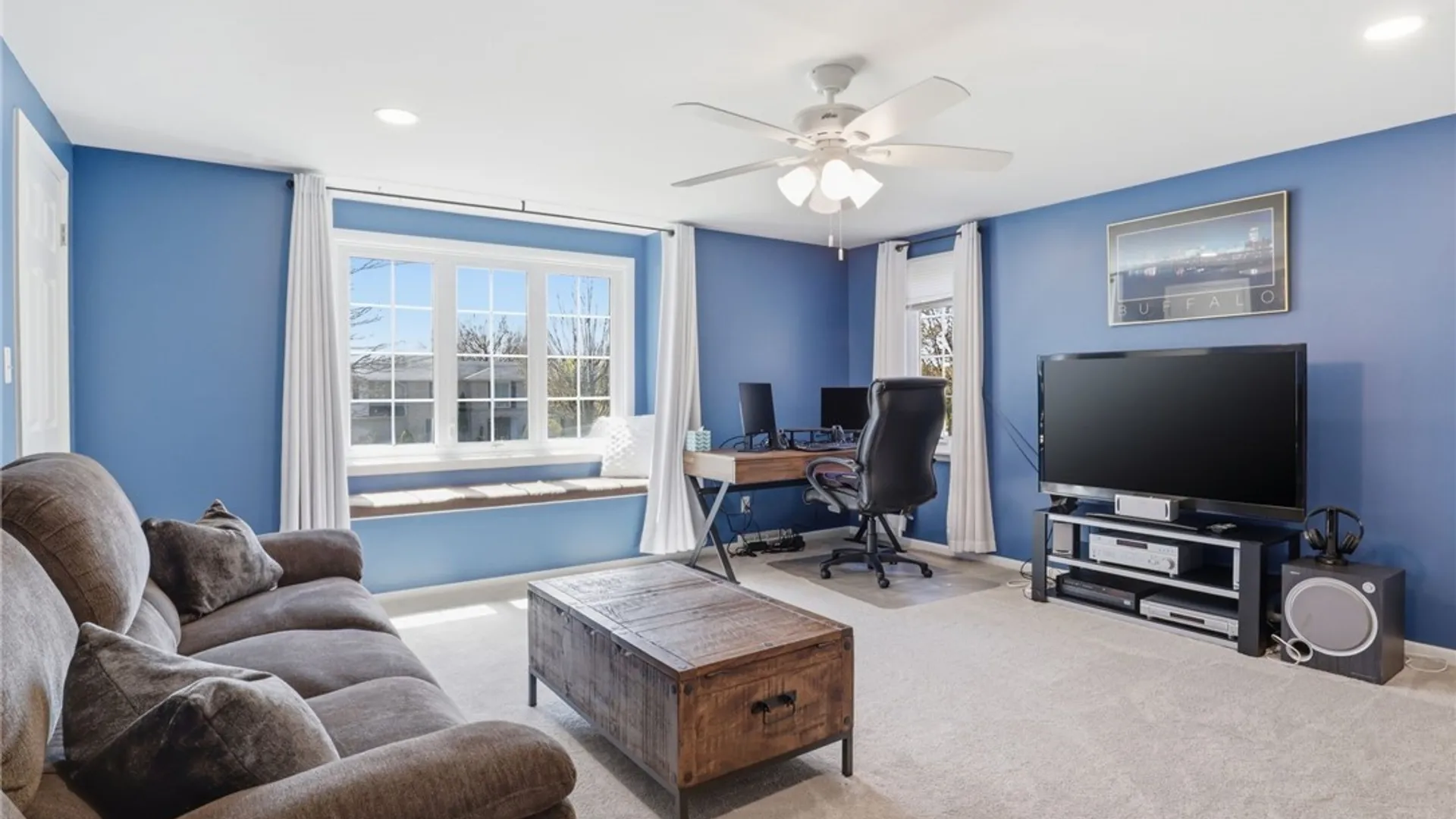 Property at 37 Crown Point Lane, Amherst, NY 14221 22