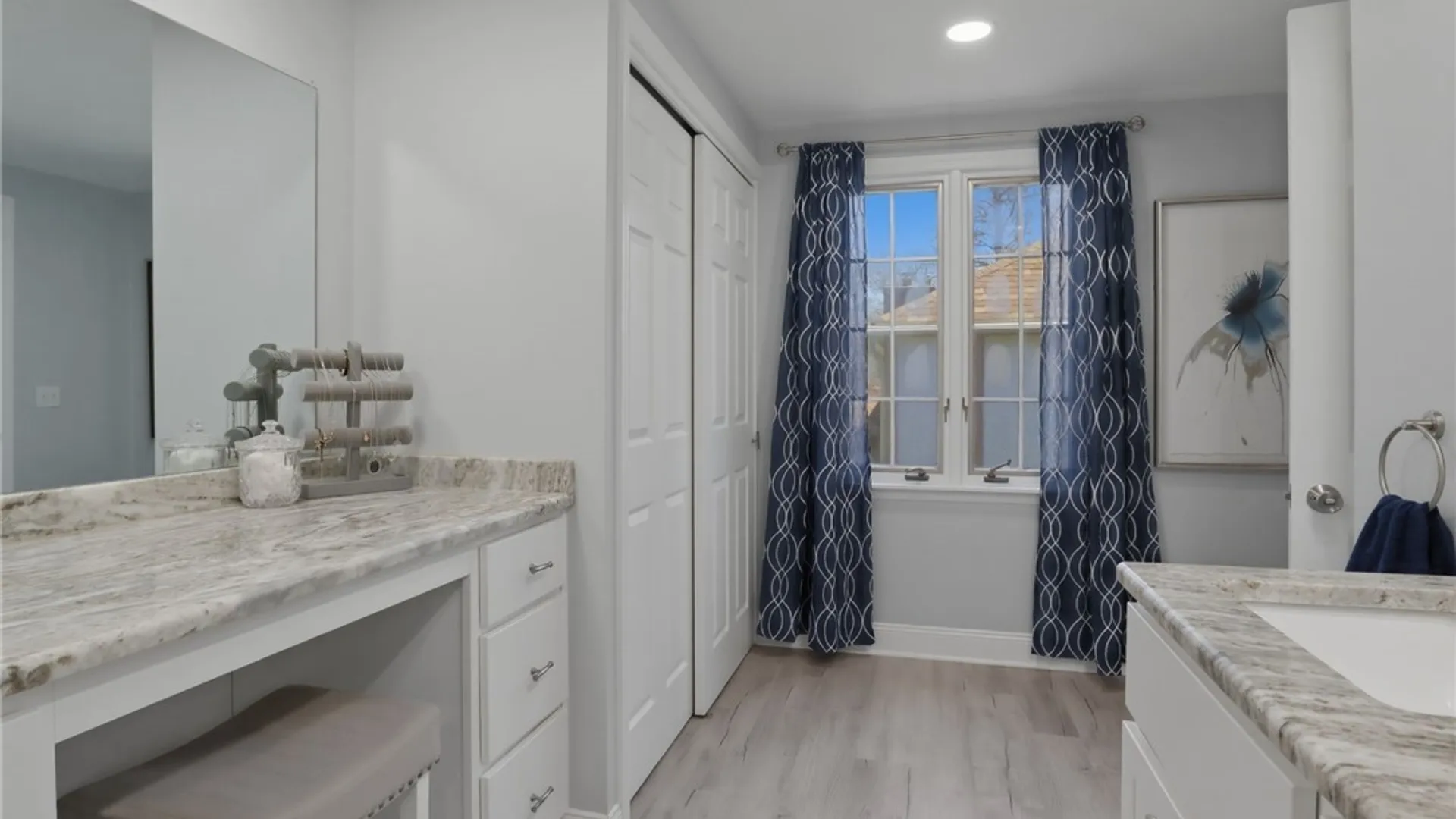 Property at 37 Crown Point Lane, Amherst, NY 14221 34