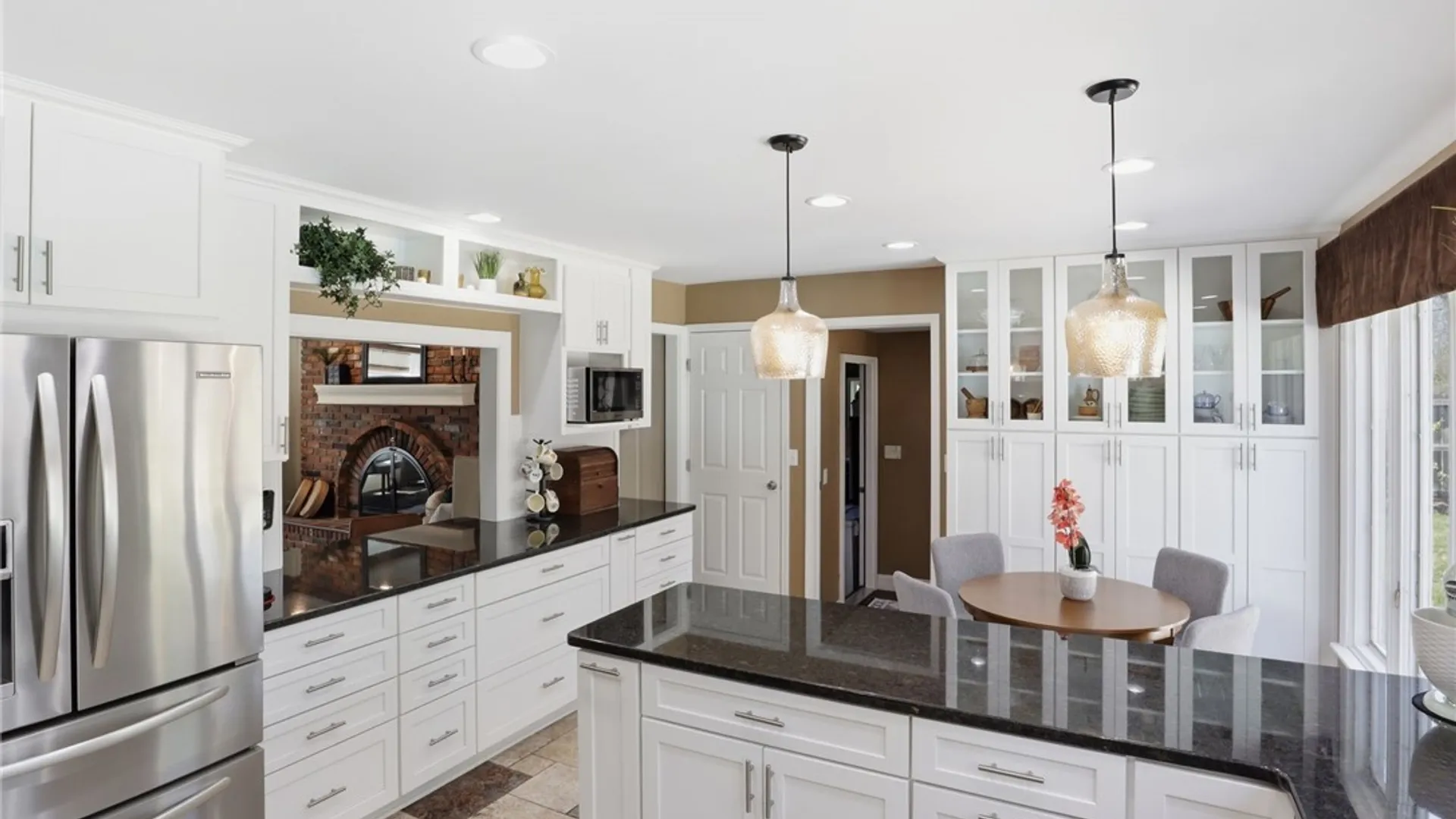 Property at 37 Crown Point Lane, Amherst, NY 14221 6