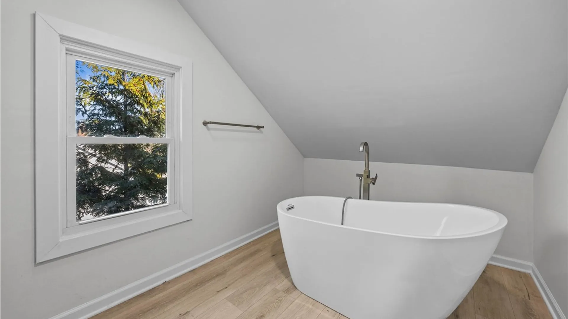 Property at 48 Arbordale Avenue, Rochester, NY 14610 15