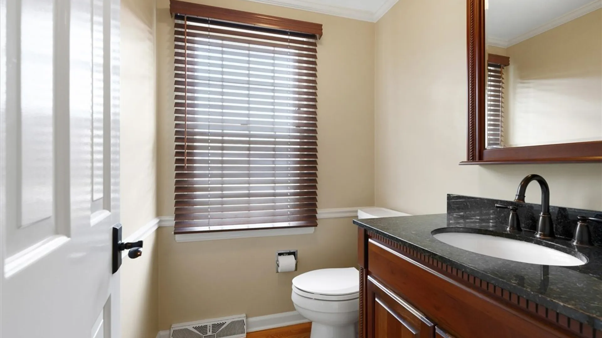 Property at 7026 Highfield Road, DeWitt, NY 13066 8