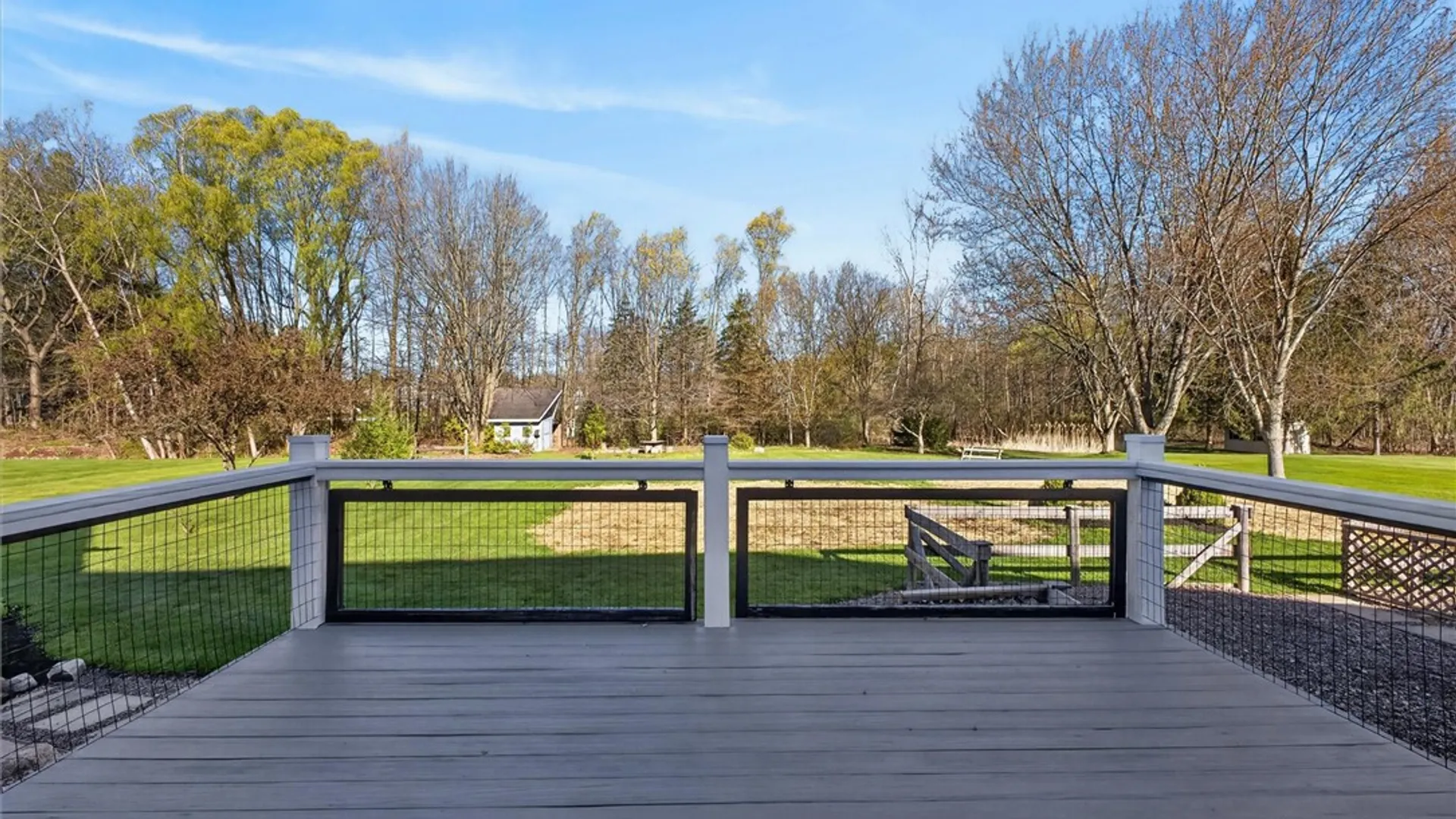 Property at 7 Winding Country Lane, Parma, NY 14559 46