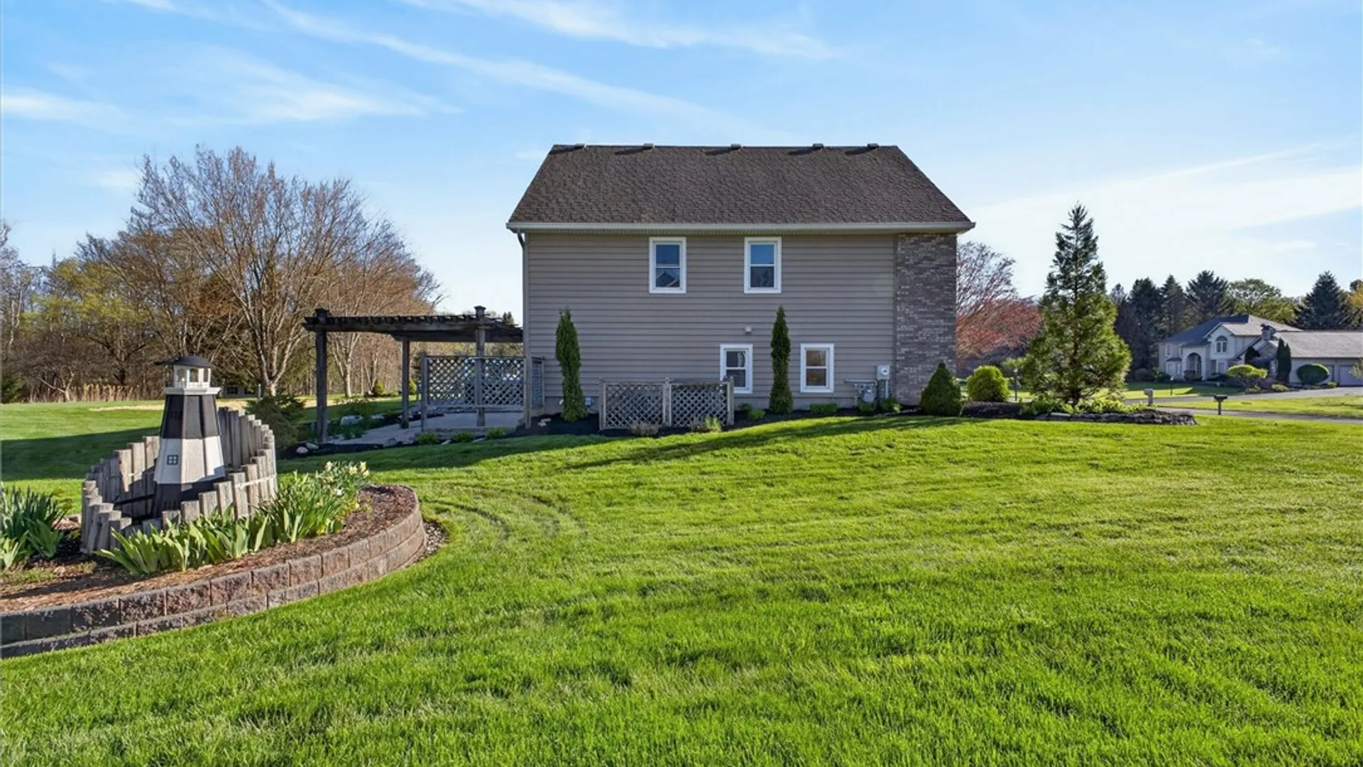 Property at 7 Winding Country Lane, Parma, NY 14559 47