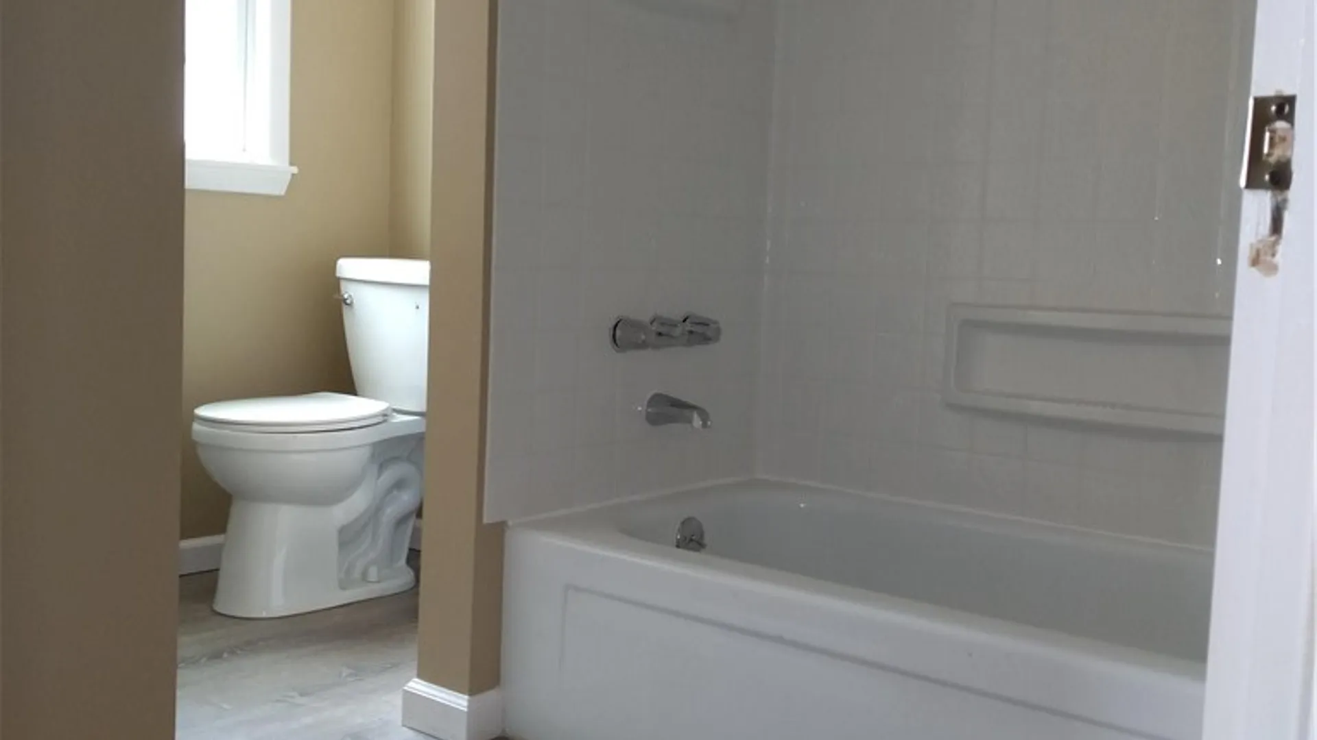 Property at 79 Commonwealth Avenue, Buffalo, NY 14216 8