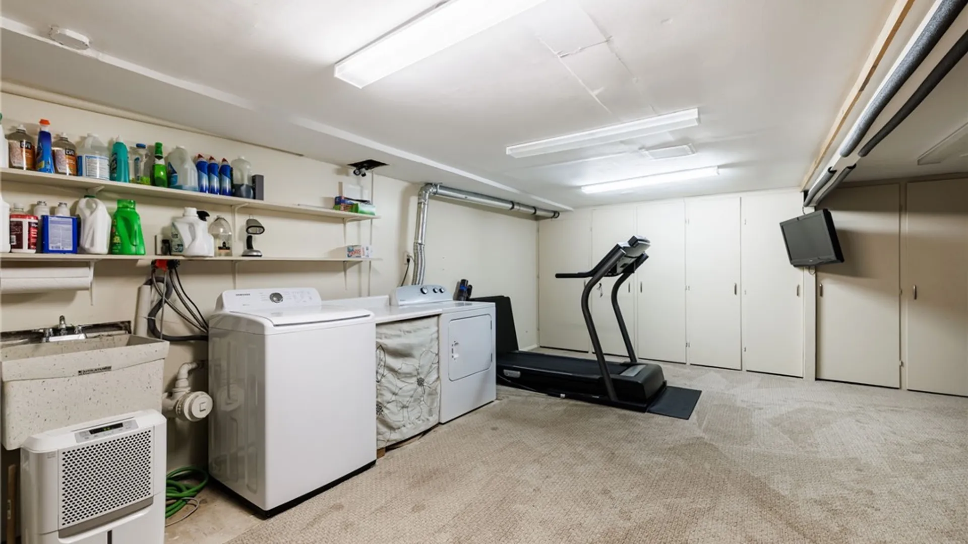 Property at 123 Selborne, Perinton, NY 14450 25