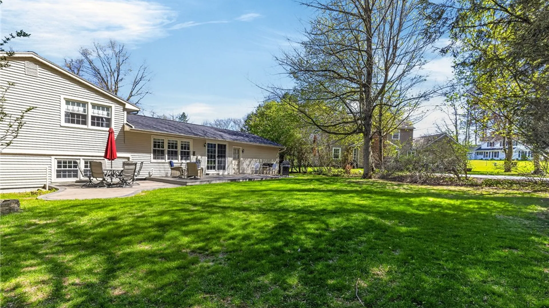 Property at 123 Selborne, Perinton, NY 14450 30