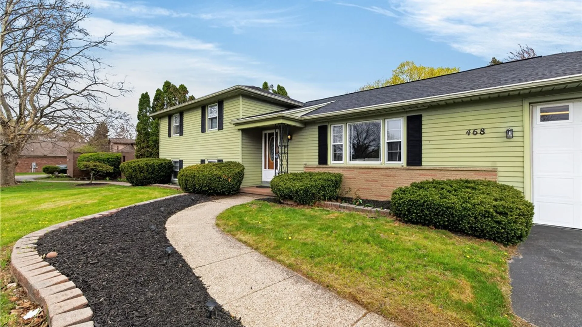 Property at 468 Kings Highway, Irondequoit, NY 14617 3