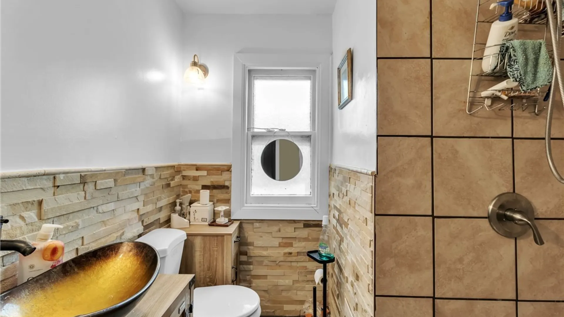 Property at 199 Brunswick Boulevard, Buffalo, NY 14208 11