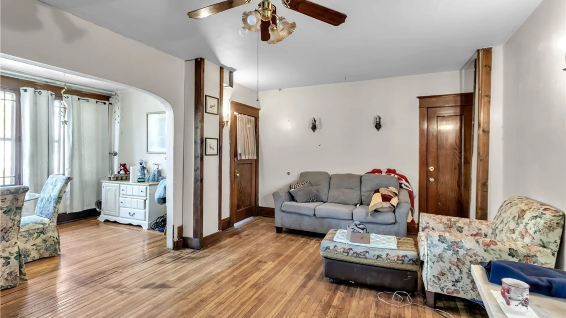 Property at 199 Brunswick Boulevard, Buffalo, NY 14208 7