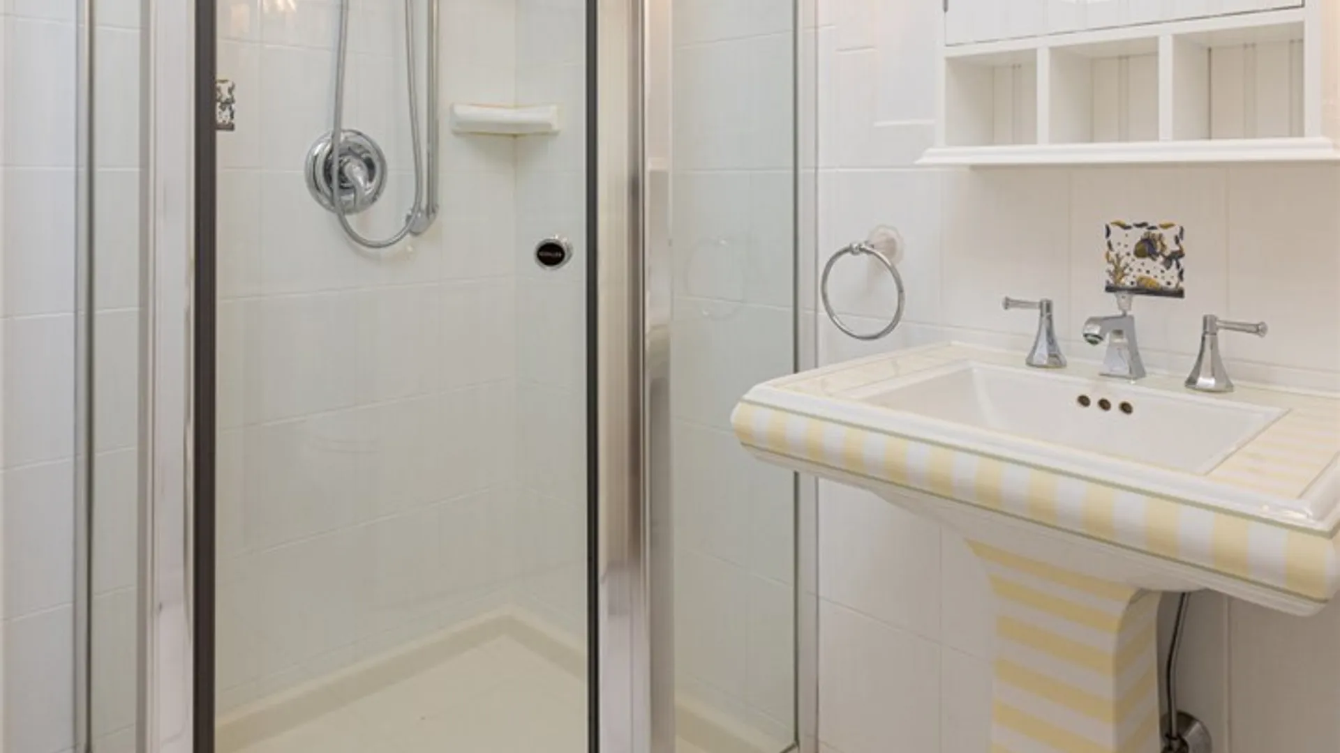 Property at 367 Waters Edge, Owasco, NY 13021 12