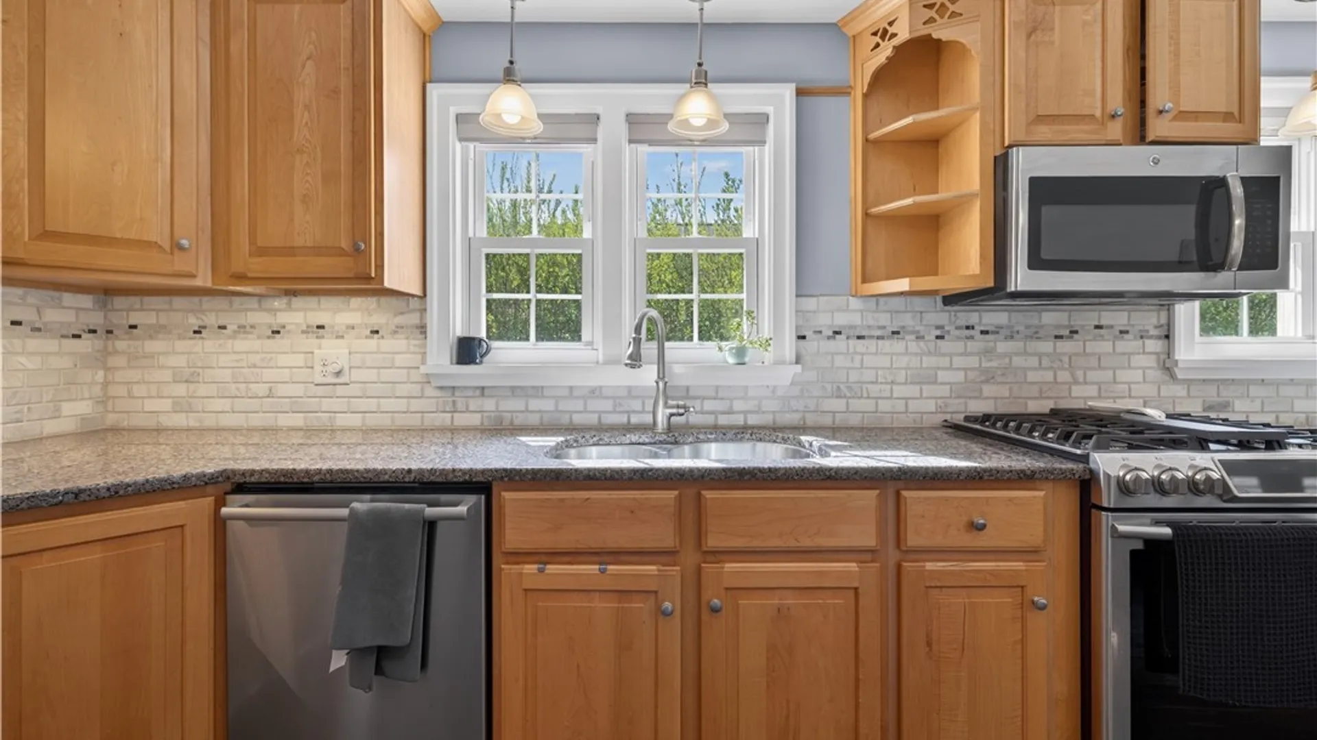 Property at 17 Highland Street, Auburn, NY 13021 10