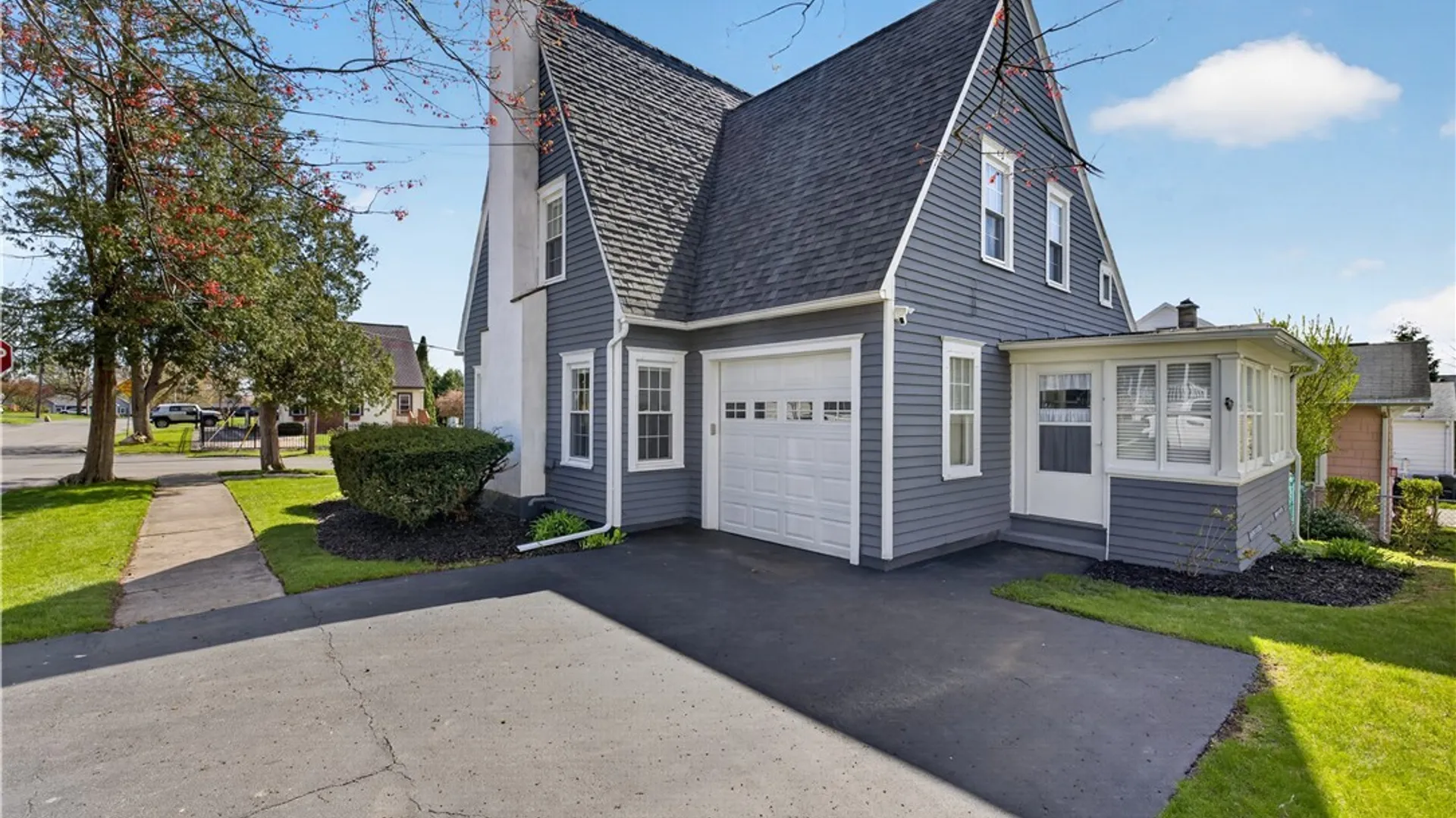 Property at 17 Highland Street, Auburn, NY 13021 5