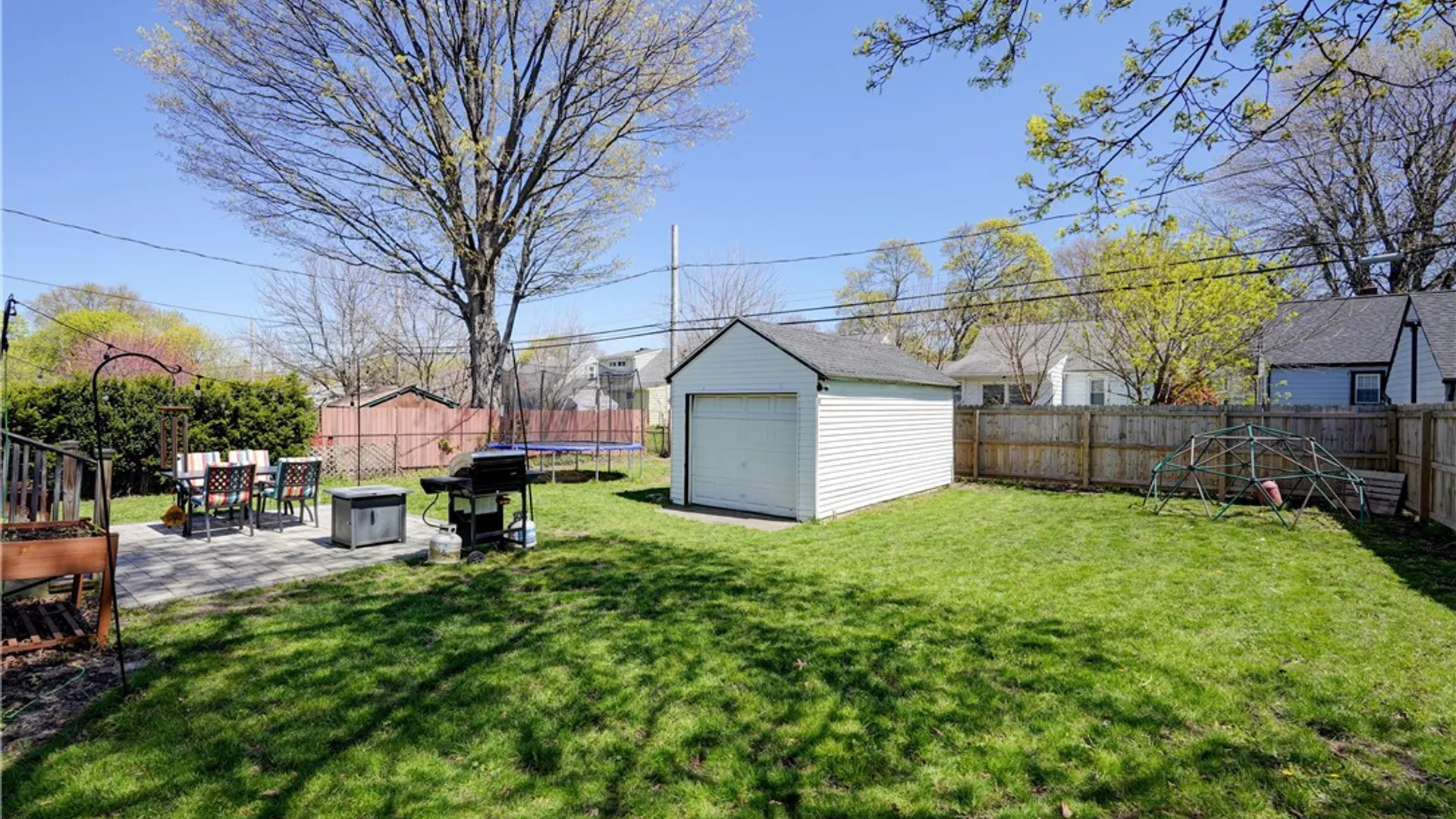 Property at 162 Nantucket Rd, Greece, NY 14626 40