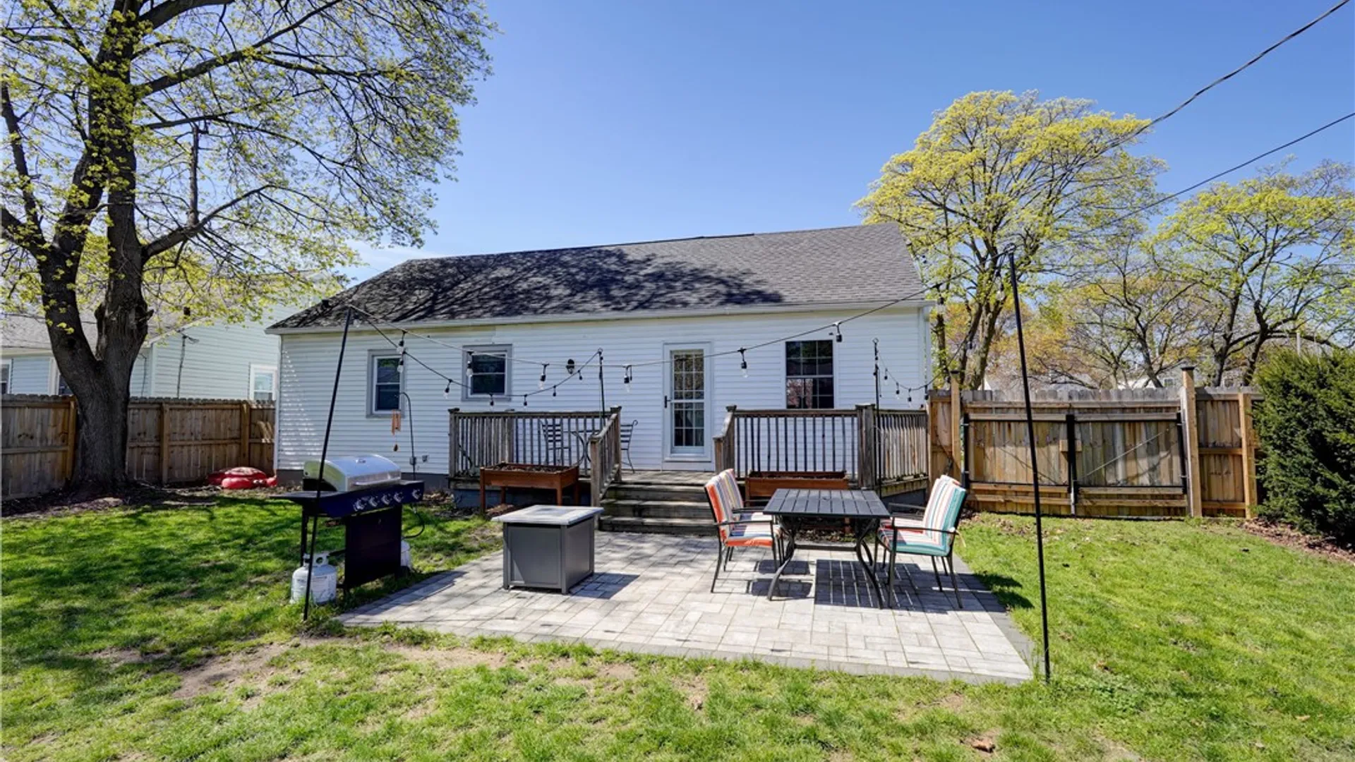 Property at 162 Nantucket Rd, Greece, NY 14626 43