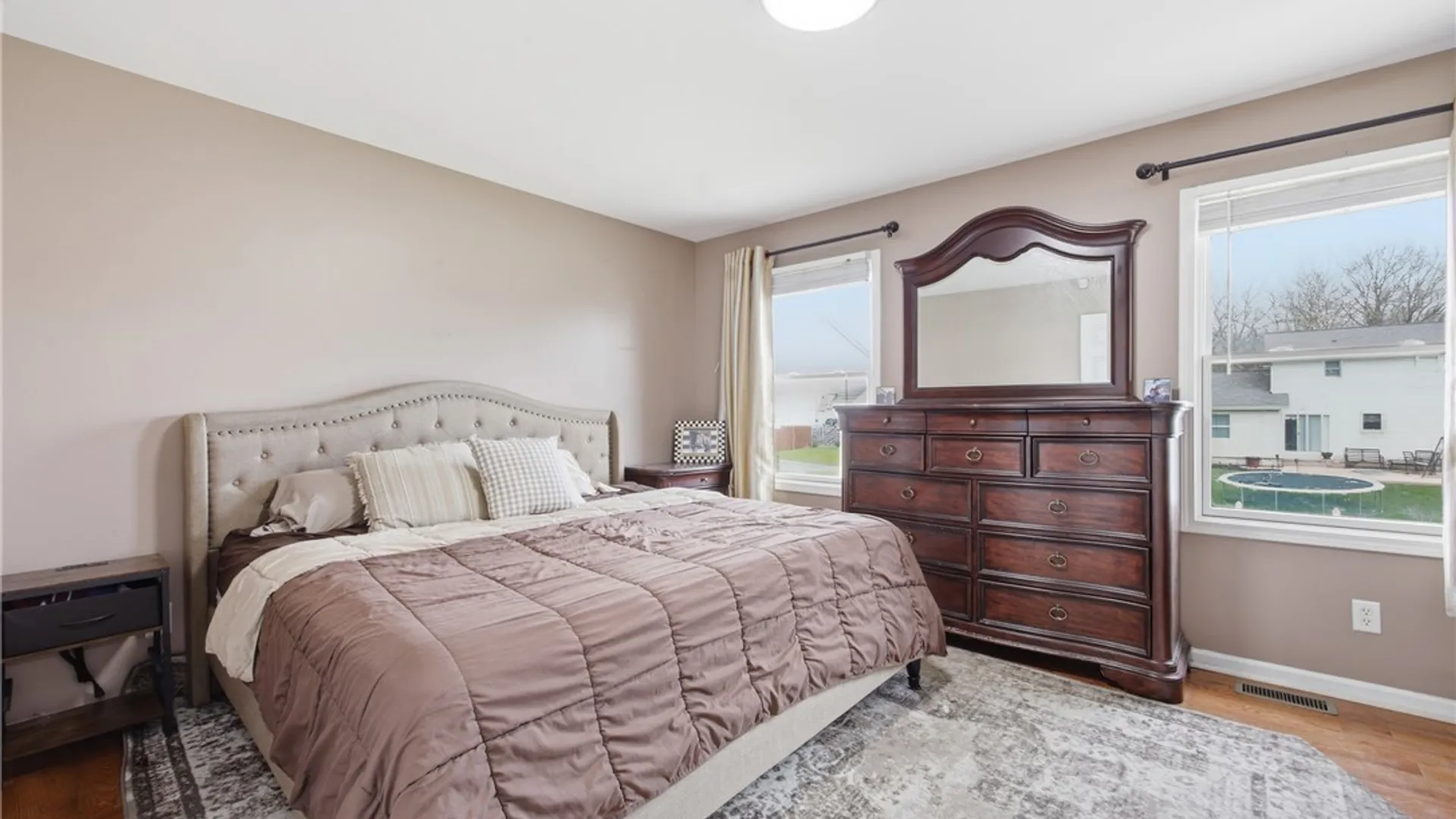 Property at 60 Elmleaf Drive, Cheektowaga, NY 14227 19