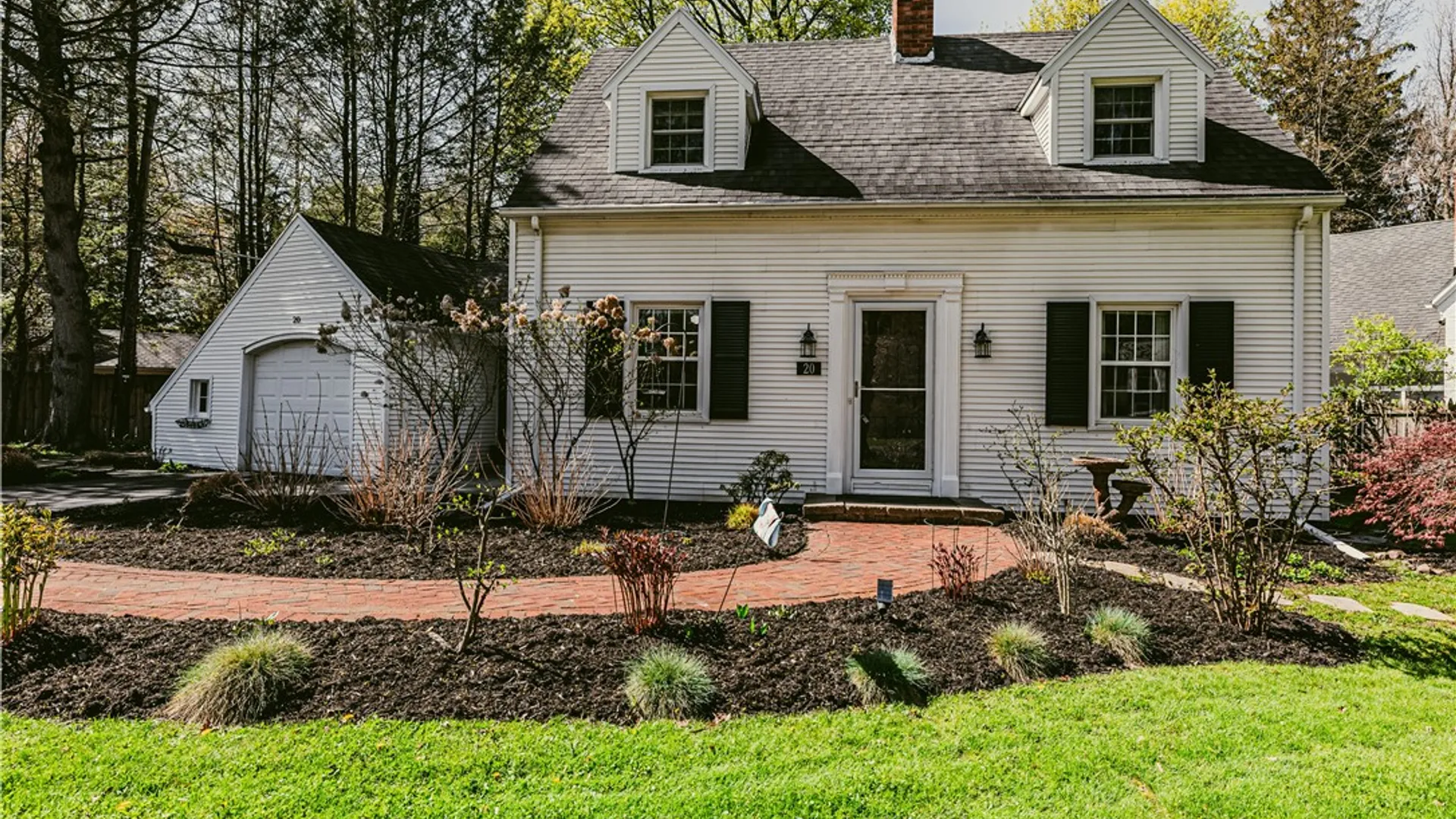 Property at 20 Lafayette Parkway, Brighton, NY 14625 2