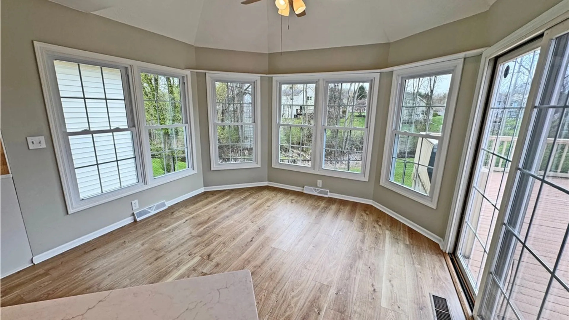 Property at 155 Eaglesfield, Perinton, NY 14450 18
