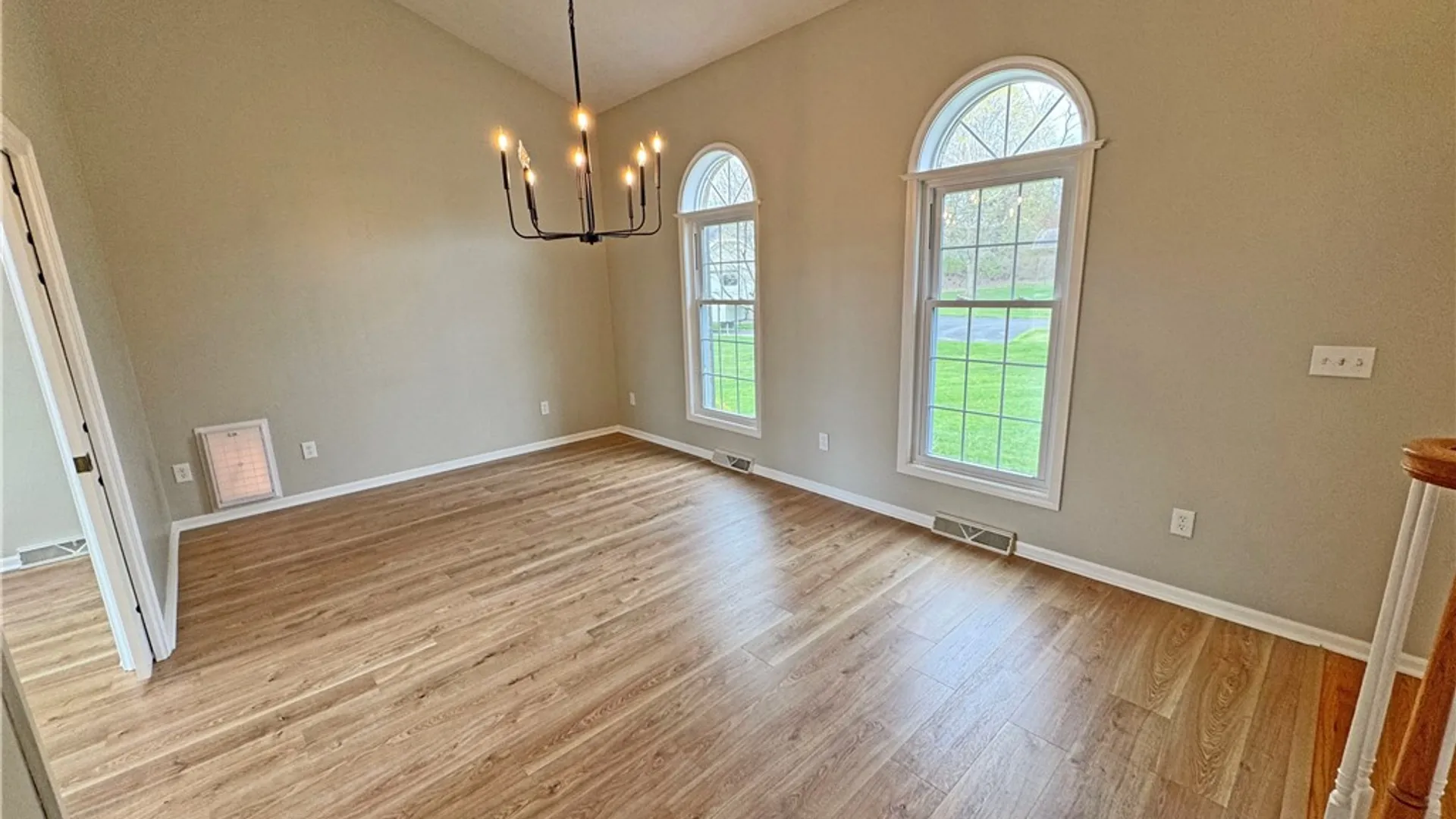 Property at 155 Eaglesfield, Perinton, NY 14450 5