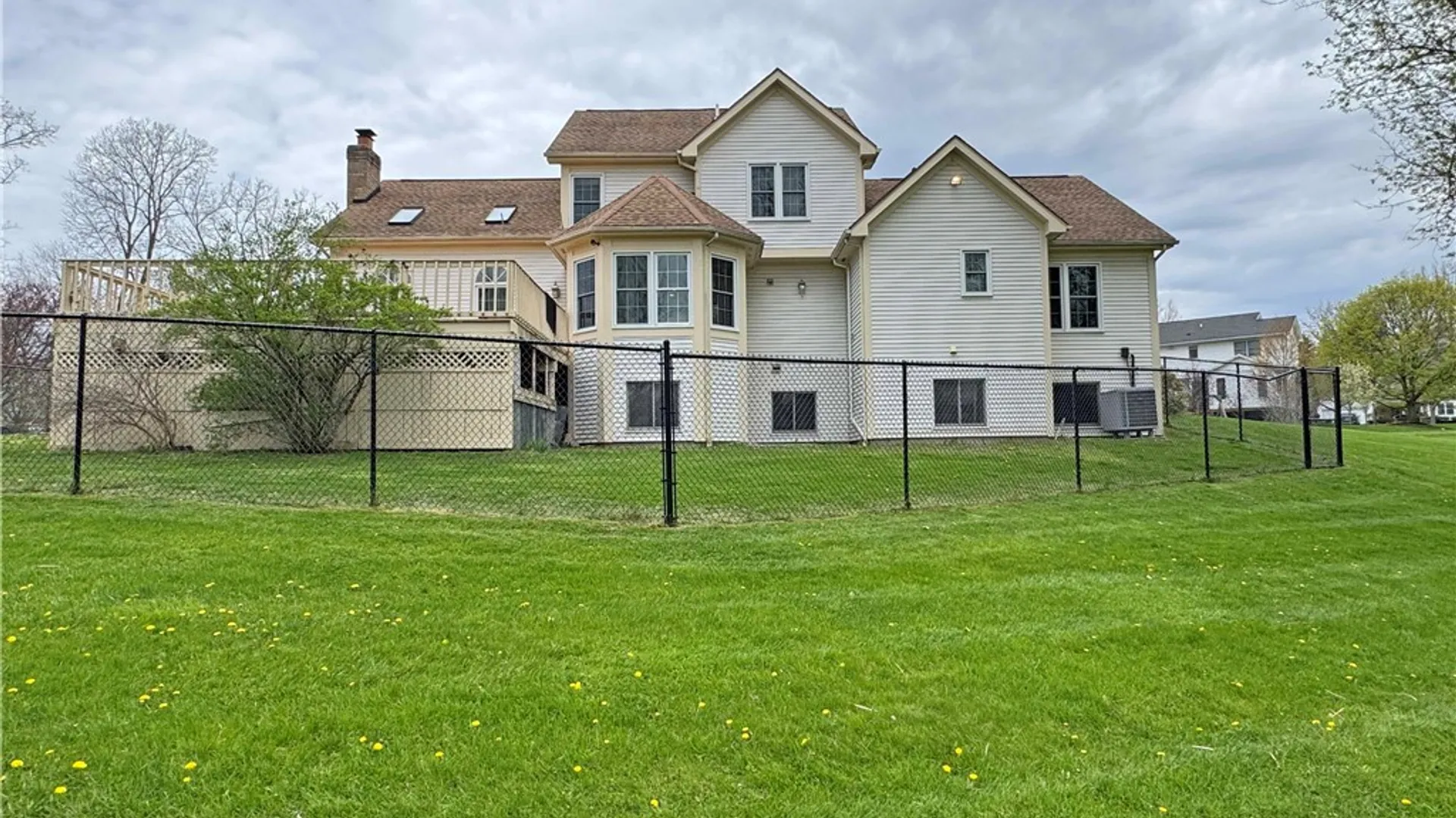 Property at 155 Eaglesfield, Perinton, NY 14450 50