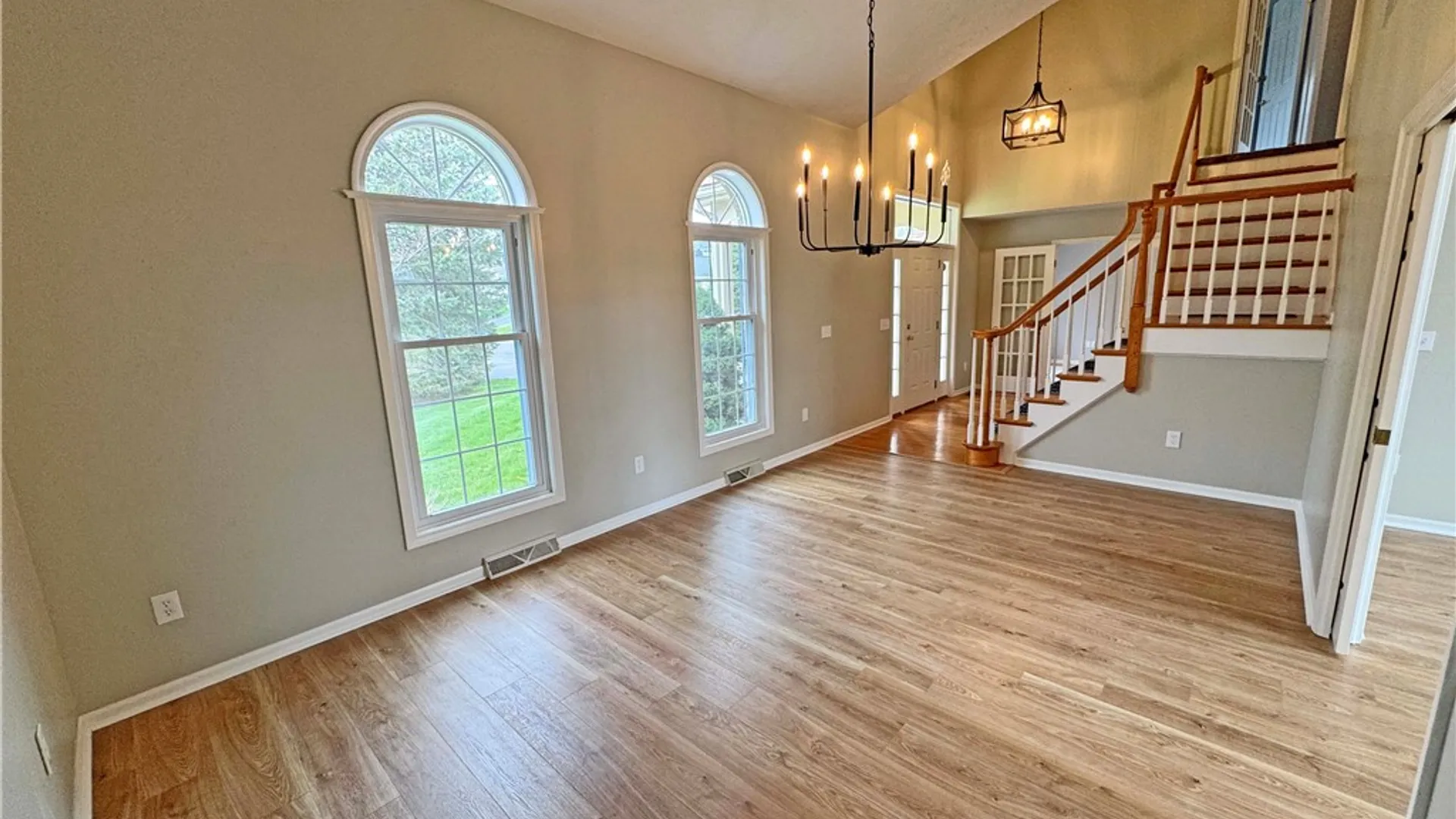 Property at 155 Eaglesfield, Perinton, NY 14450 6
