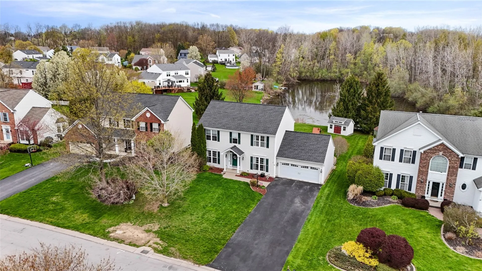Property at 14 Vanderberg Drive, Perinton, NY 14450 37