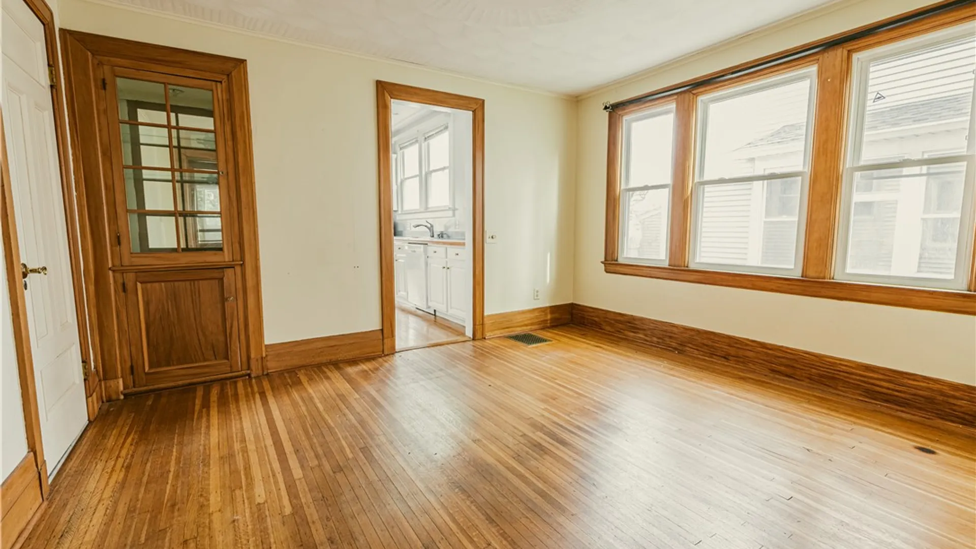 Property at 297-303 Dartmouth Street, Rochester, NY 14607 5