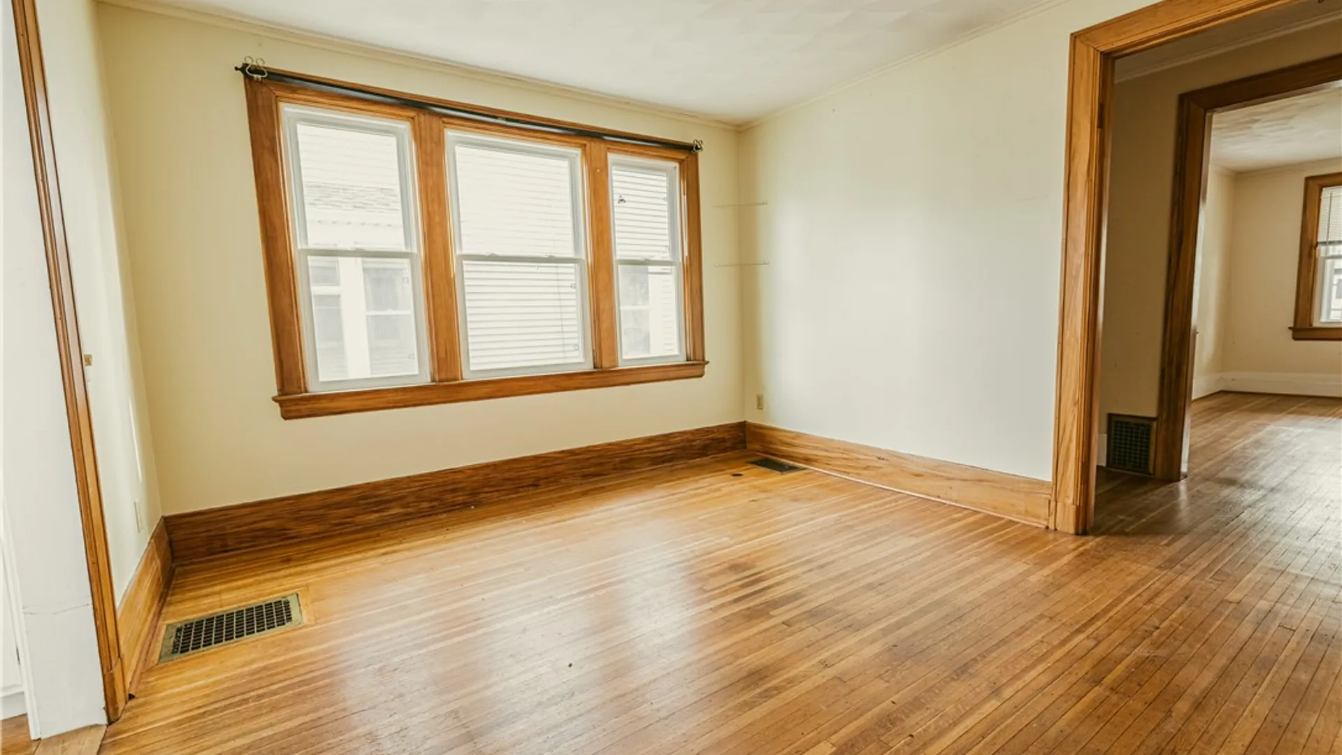 Property at 297-303 Dartmouth Street, Rochester, NY 14607 6