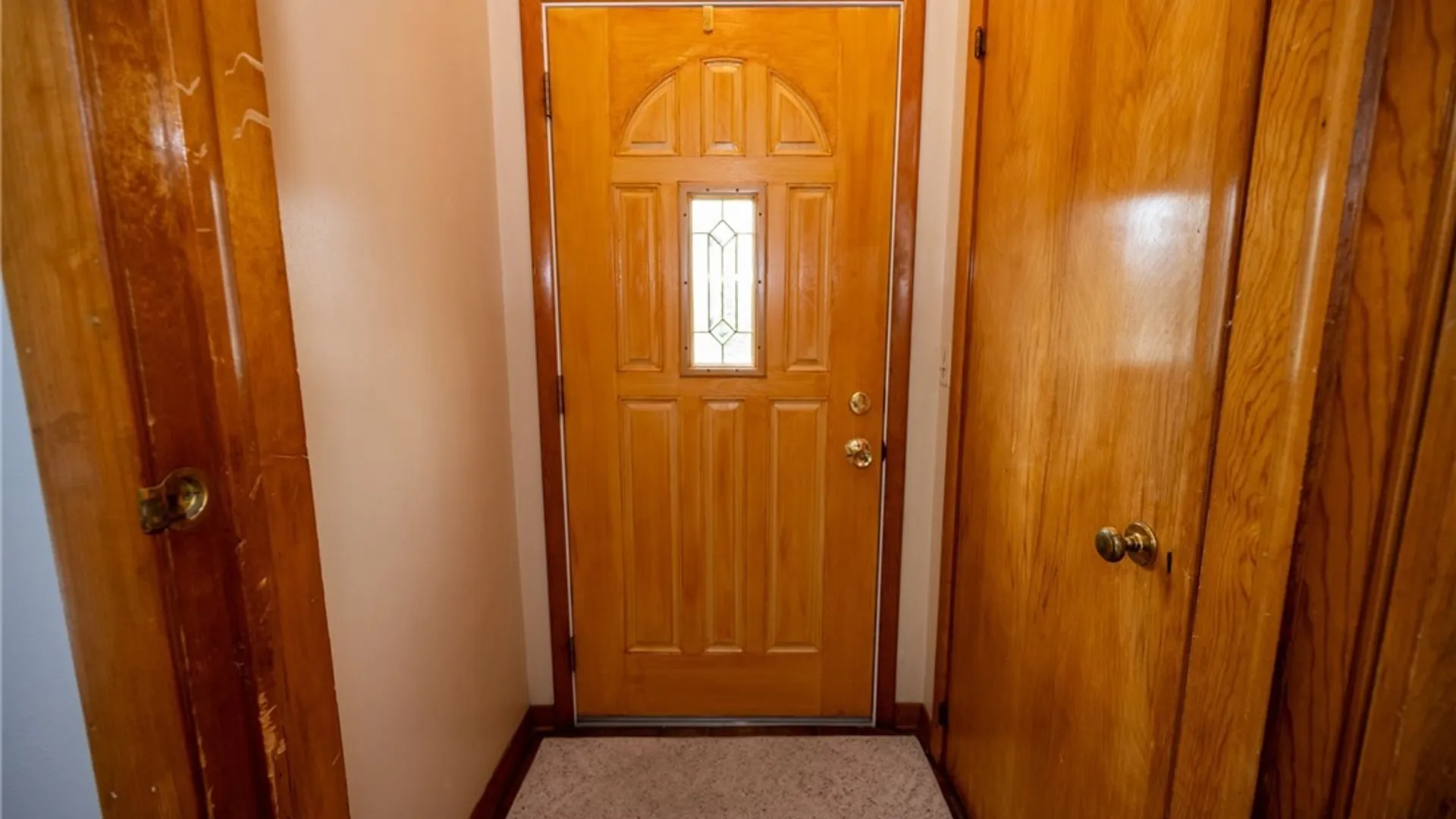 Property at 40 Woodmar Terrace, West Seneca, NY 14224 13